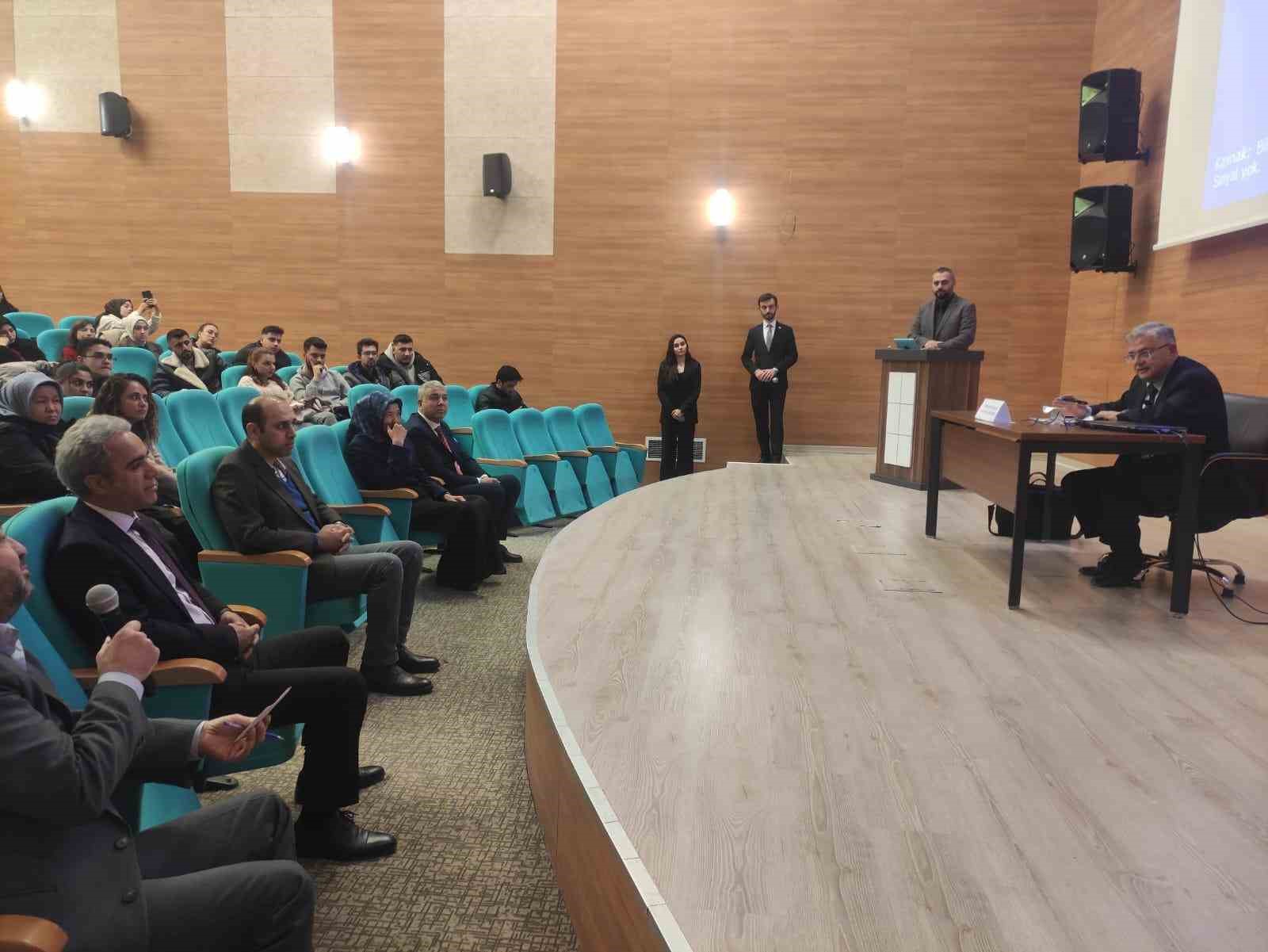 Emekli B&uuml;y&uuml;kel&ccedil;i H&uuml;seyin Lazip Diri&ouml;z, &ouml;ğrenciler ile buluştu
