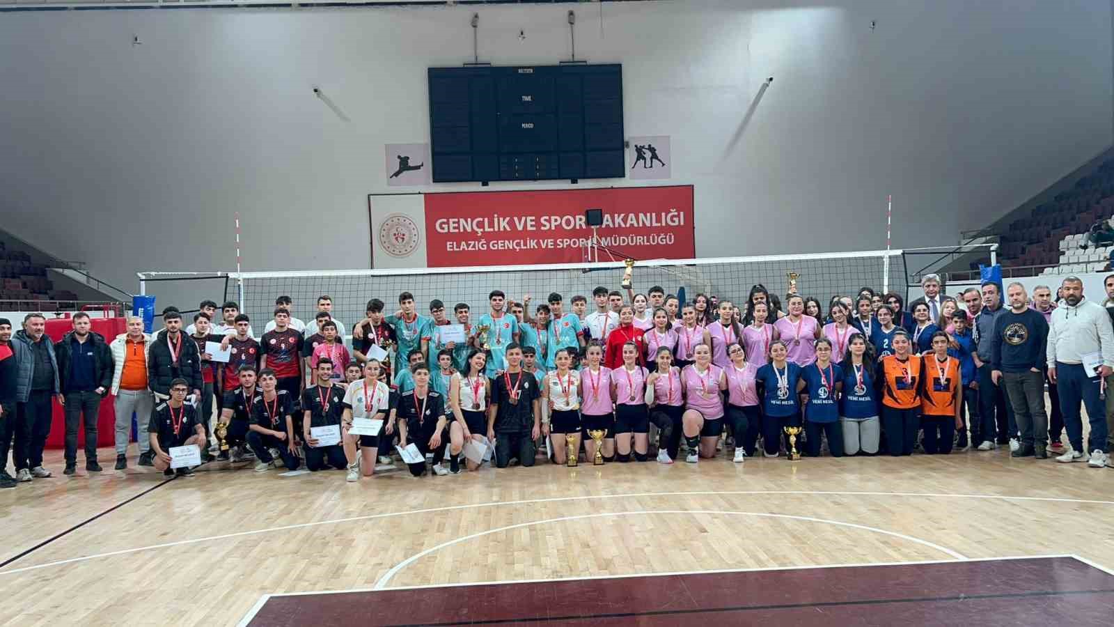 Elazığ’da voleybol müsabakaları sona erdi
