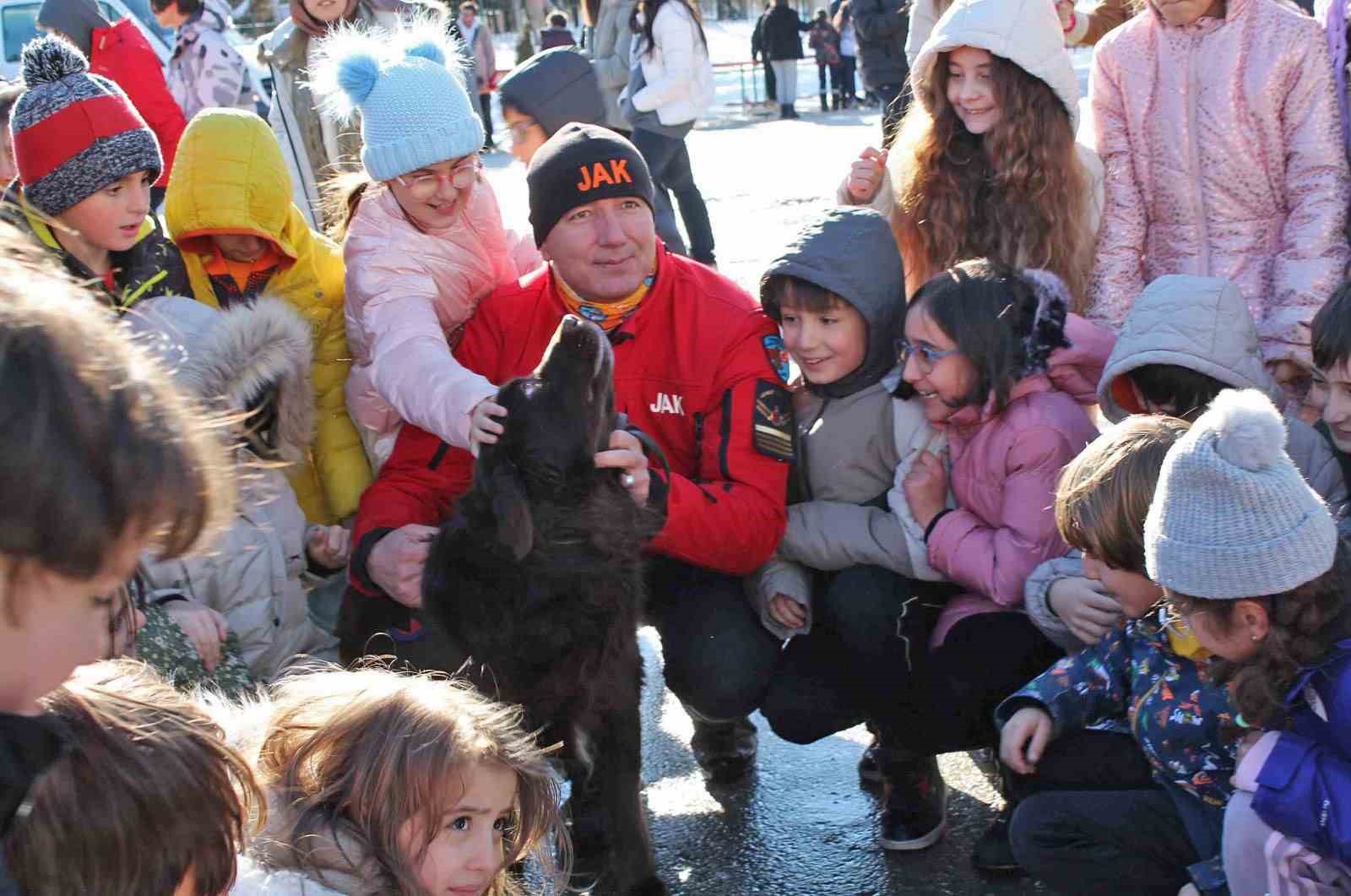 Atatürk Üniversitesi Özel Vakıf Okulları &quot;Yerli Üret, Yerli Tüket&quot; temalı etkinlik düzenledi