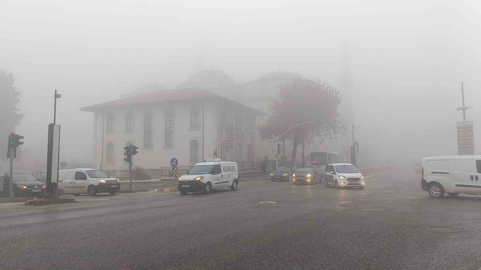 Edirne&rsquo;de sis hayatı olumsuz etkiledi
