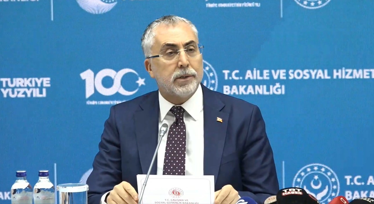 Bakan Işıkhan: “İşverenlerimizin engelli çalıştırma yükümlülüğünü otomatik tespit edecek ‘Çalışan Bildirim Sistemi’ni hayata geçiriyoruz”
