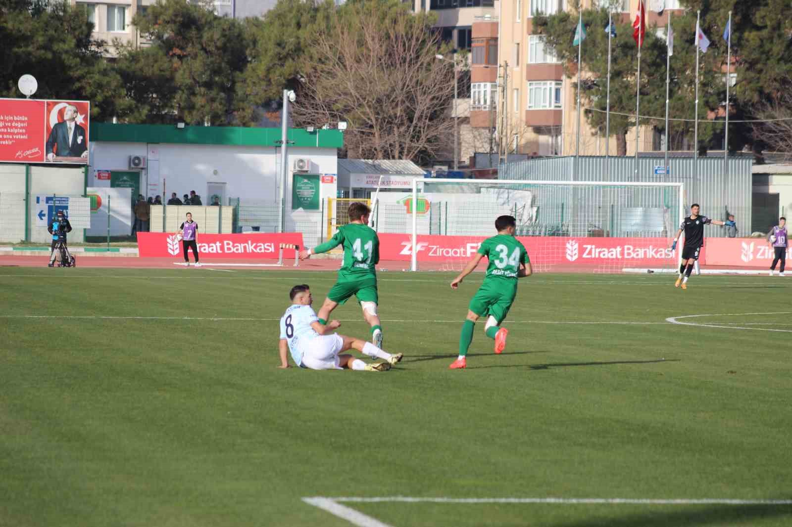 Ziraat Türkiye Kupası: Kırklarelispor: 2 - Adana Demirspor: 0
