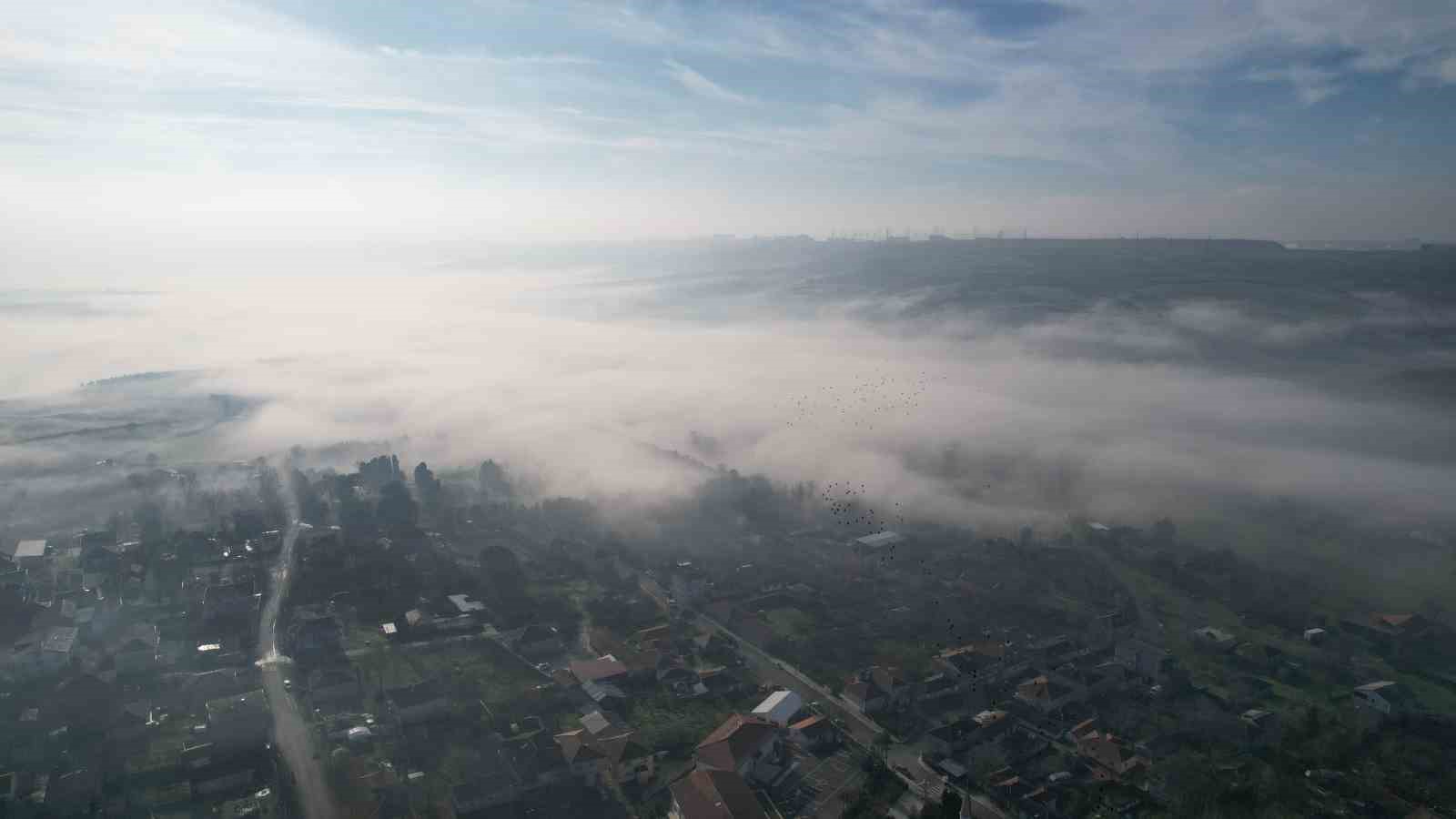 Sazlıdere Barajı’nı kaplayan sis havadan görüntülendi
