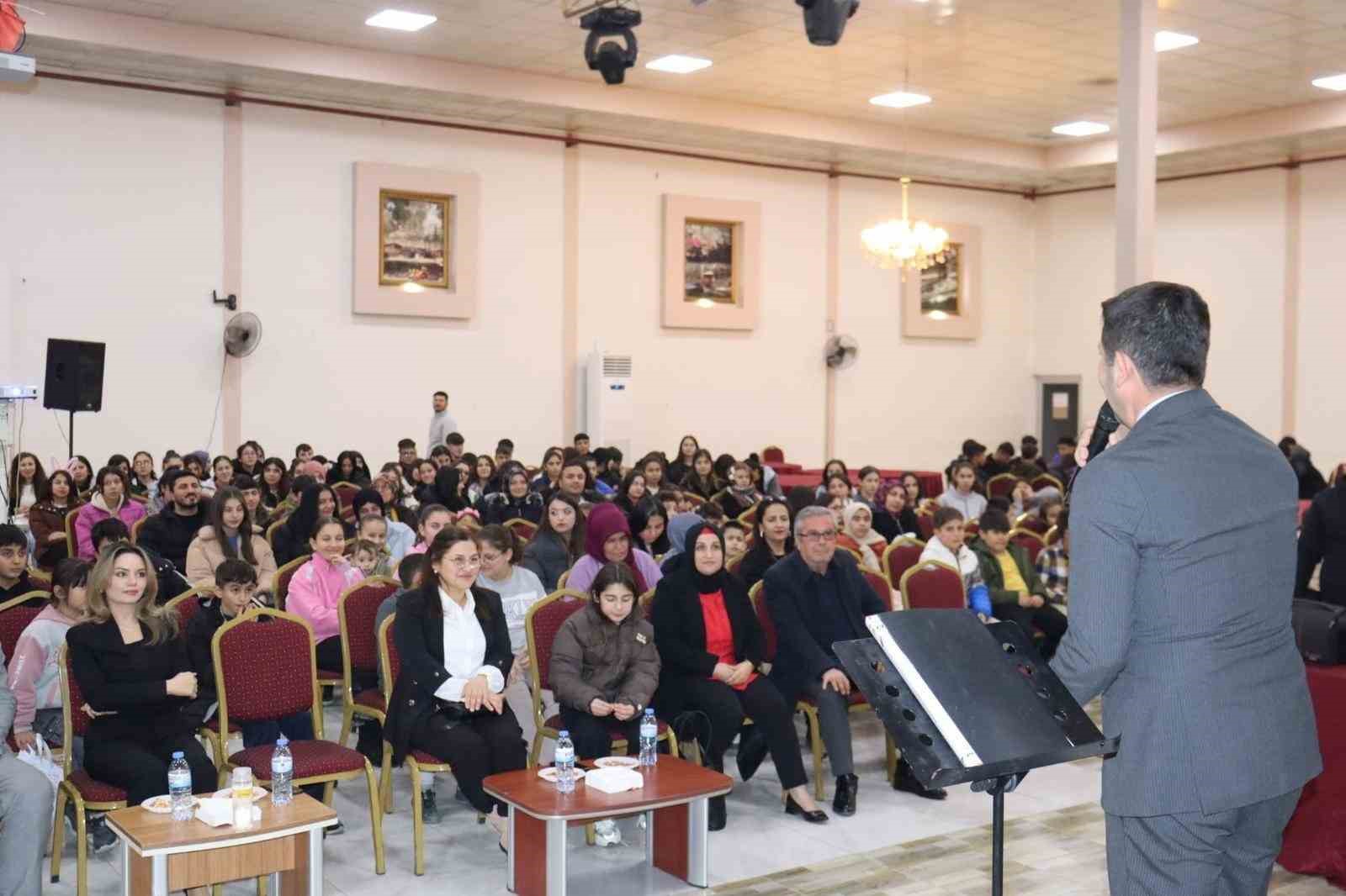 1. Feke Kitap G&uuml;nleri başladı
