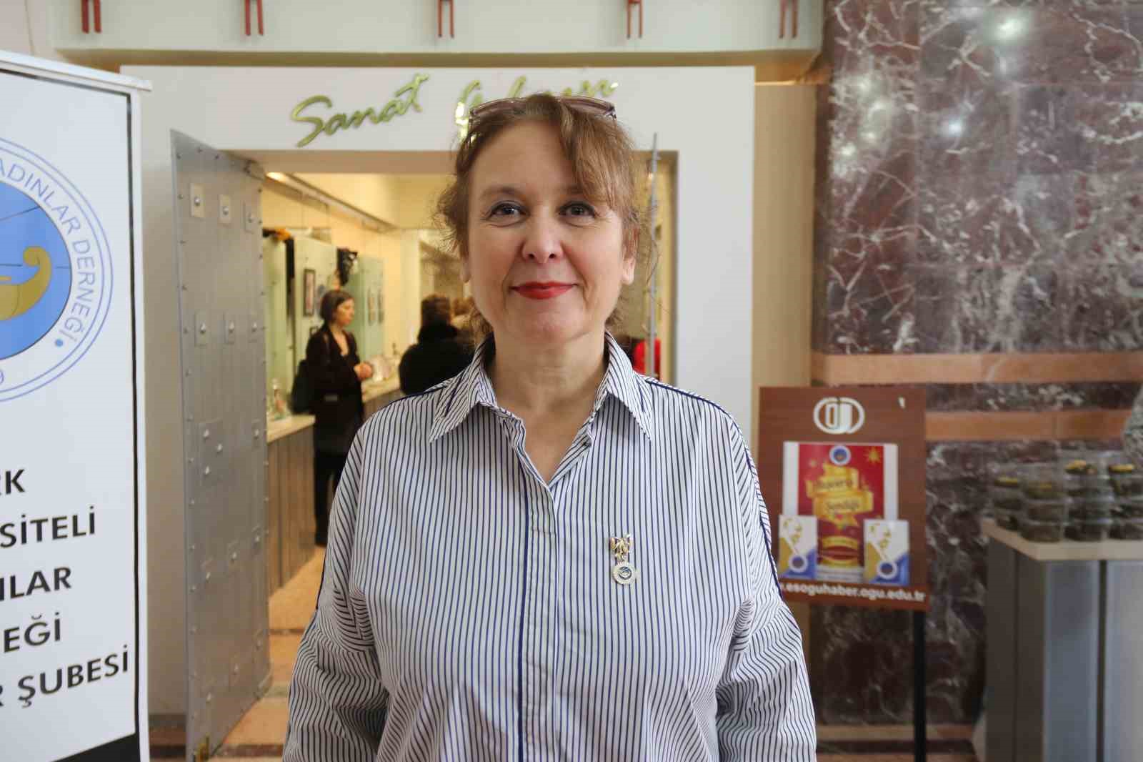 &rsquo;Geleneksel Alışveriş Şenliği&rsquo; ile &uuml;niversiteli kızlara burs fonu oluşturulacak
