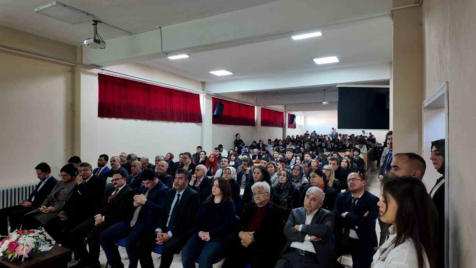 Gediz Fatihi Umurbey, Meslek Yüksekokulu’nda anıldı
