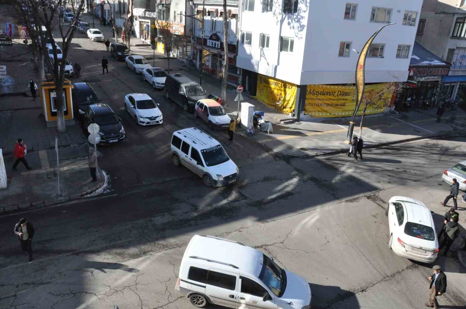 Kars’ta Kasım ayında trafiğe kayıtlı araç sayısı 51 bin 265ê ulaştı
