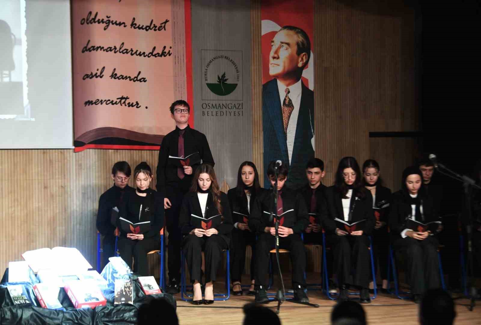 Nutuk Osmangazi’de teatral gösteriyle anlatıldı
