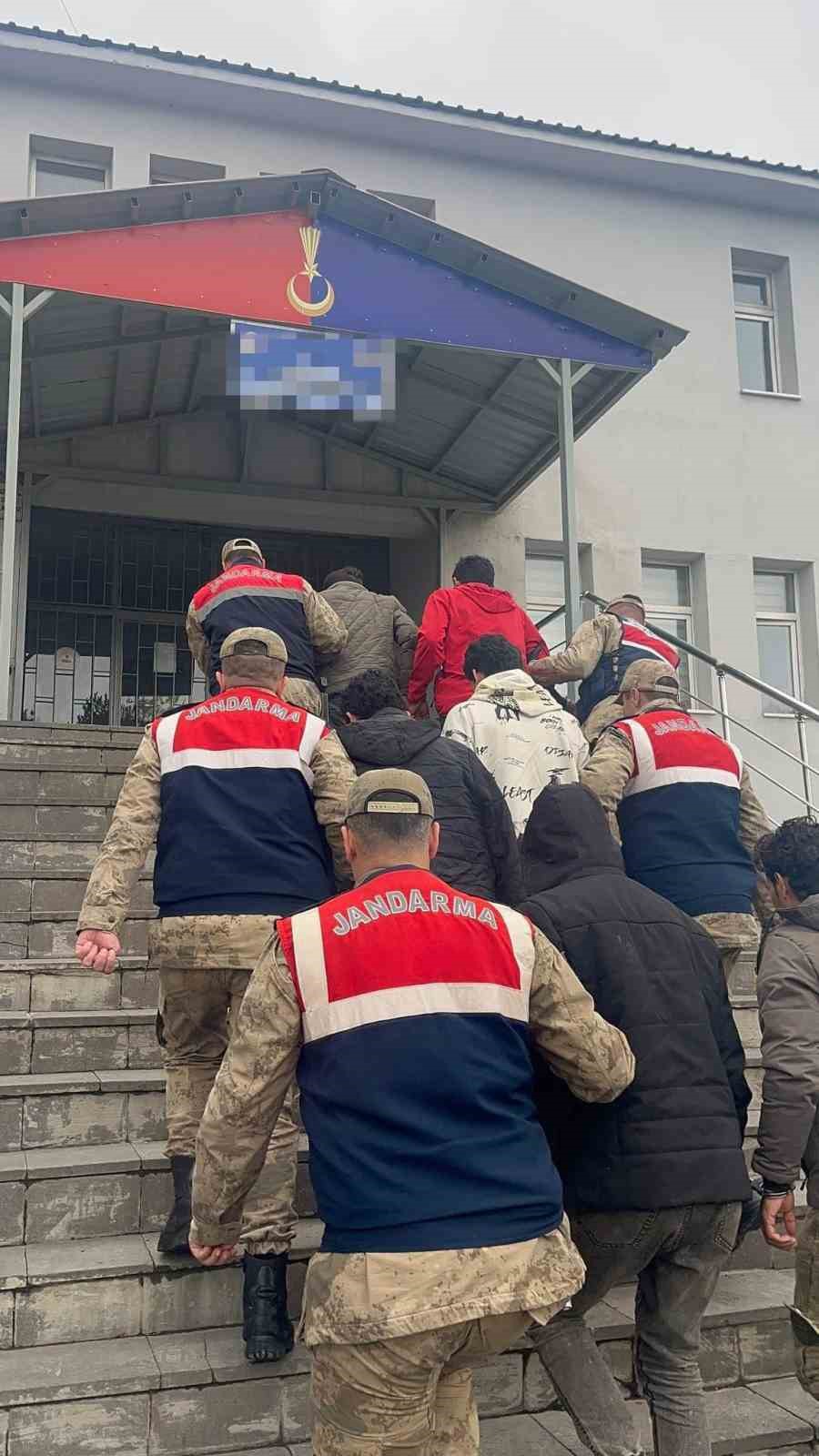 Bitlis’te göçmen kaçakçılığı