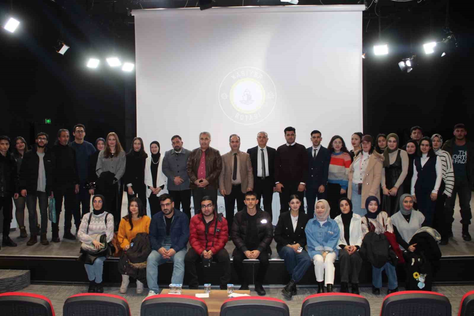 Atatürk Üniversitesi iletişim fakültesi mezunları ile bir araya geldi