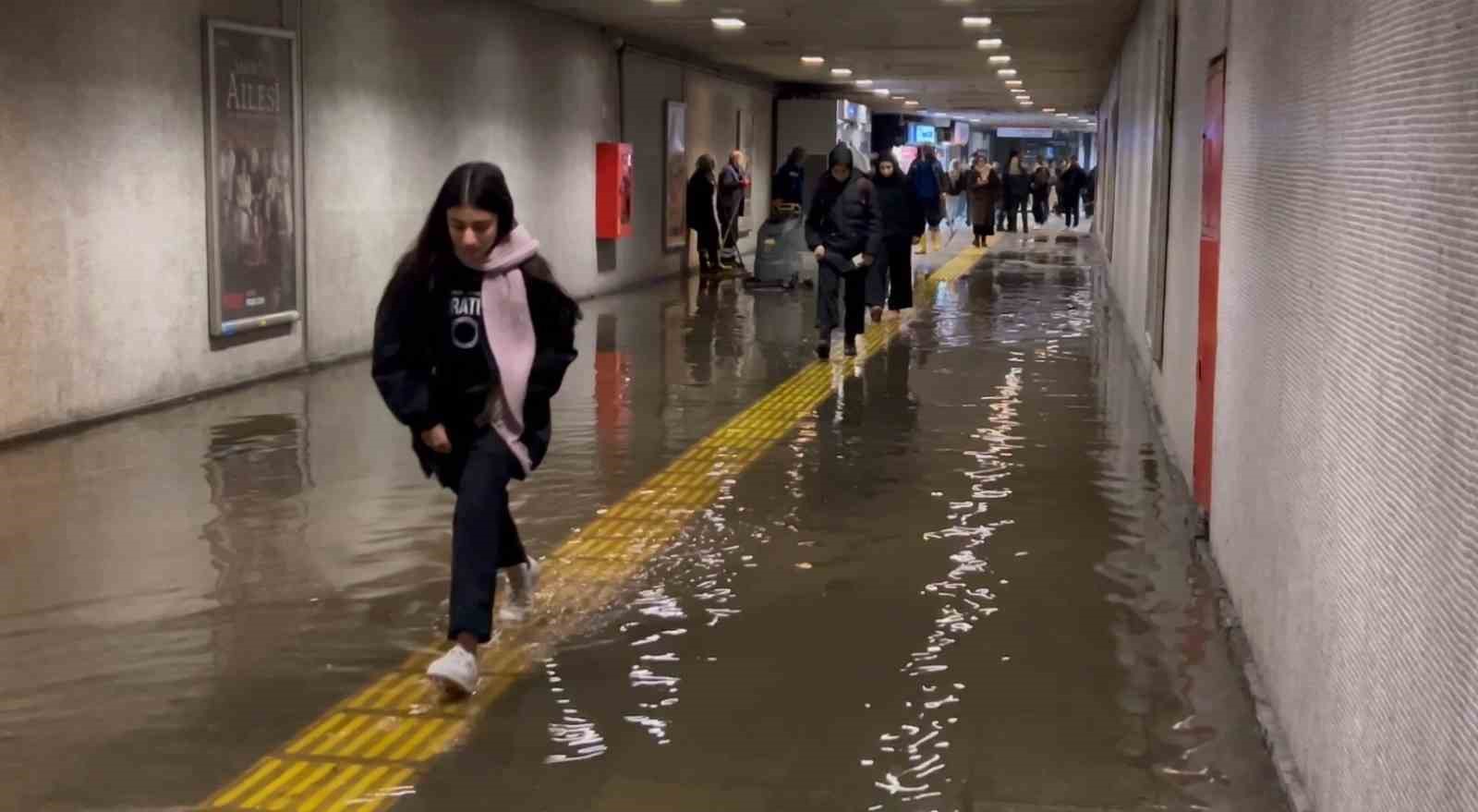 Фатих метро. Фатих метро