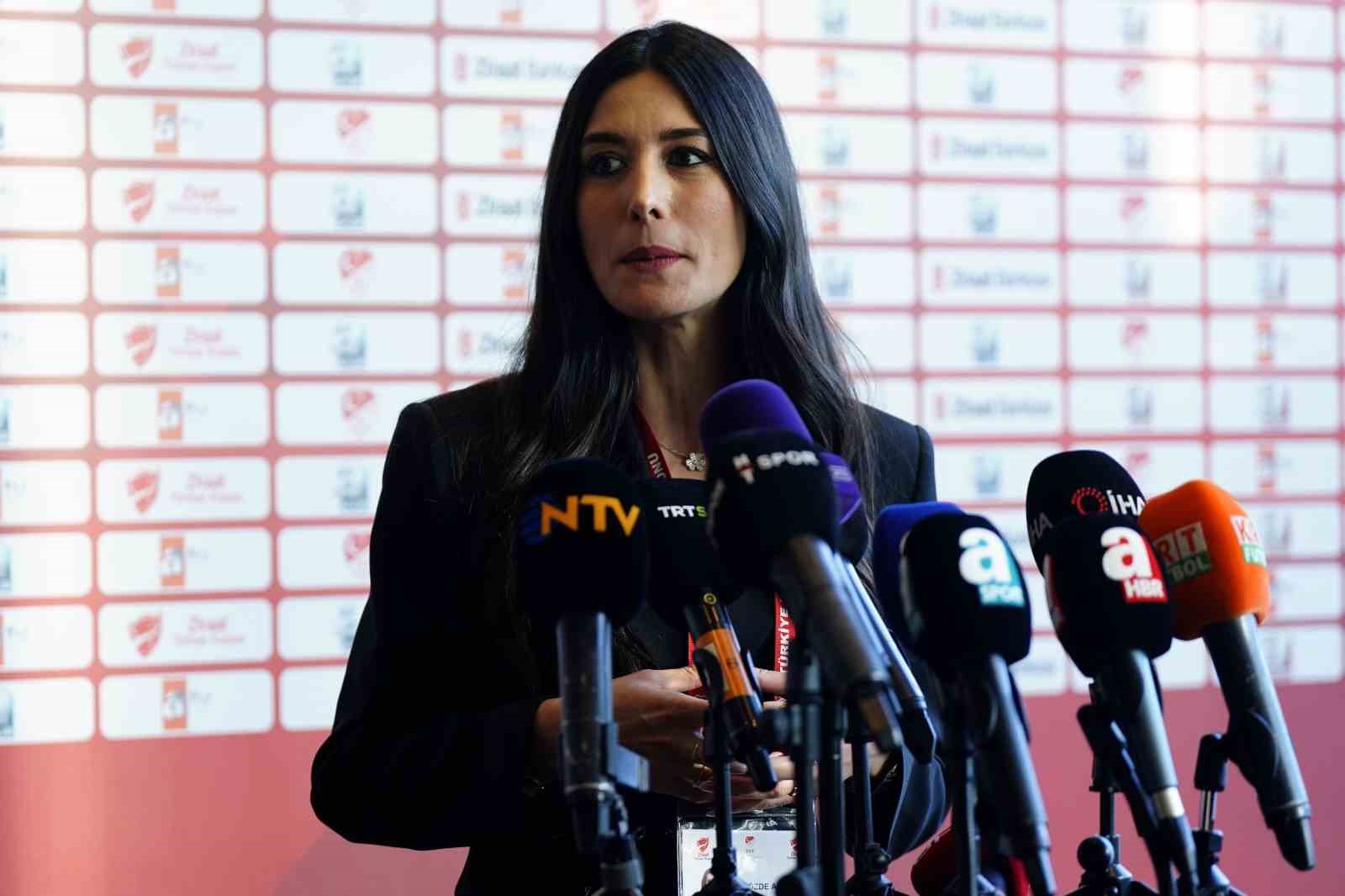 G&ouml;zde Atasoy: "Bu kurayı g&uuml;zel şeylerin başlangıcı olarak değerlendirmek istiyorum"
