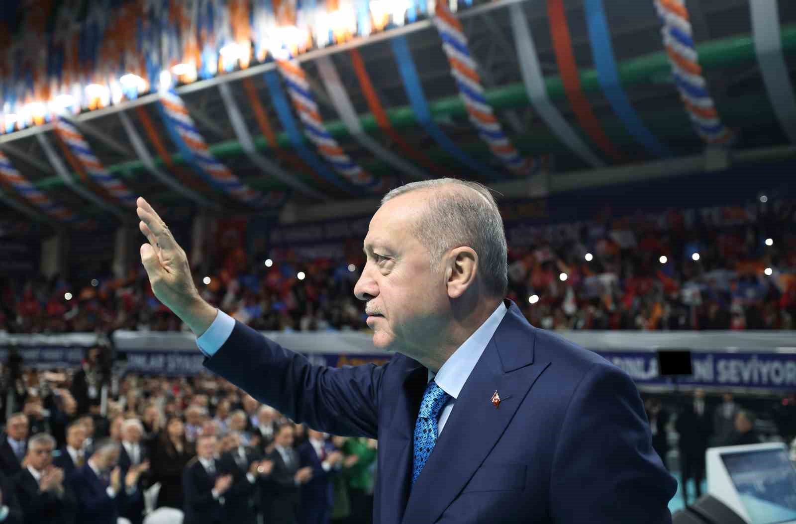 Cumhurbaşkanı Erdoğan: "Demokrasi ile terör aynı kapta bulunmaz"