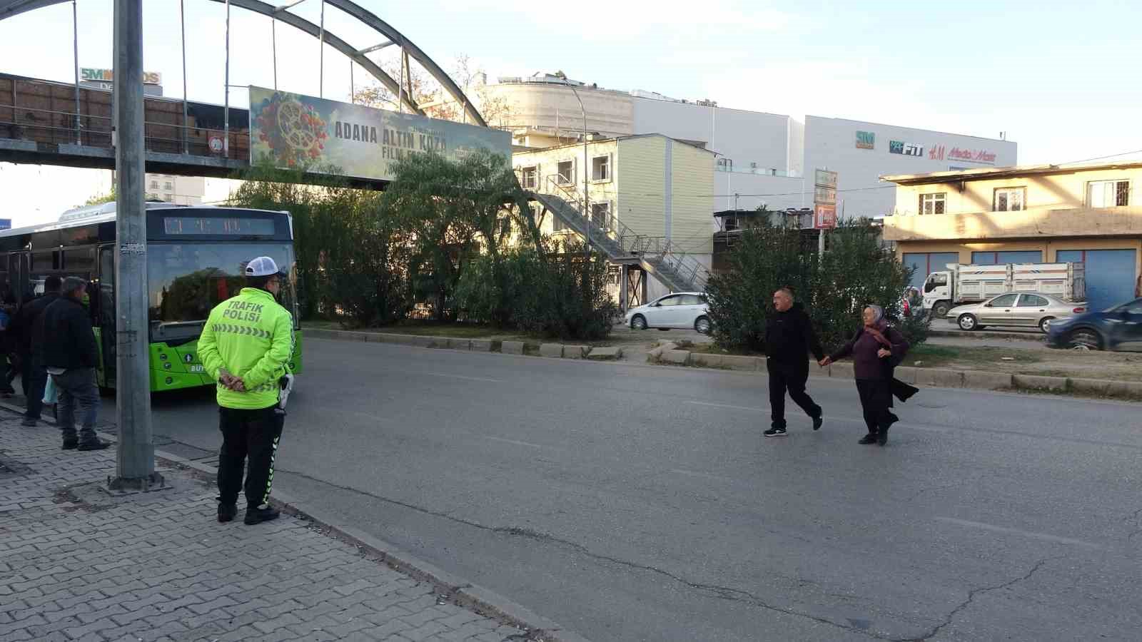 Trafik cezasından kurtulmak için "platinim var" savunması