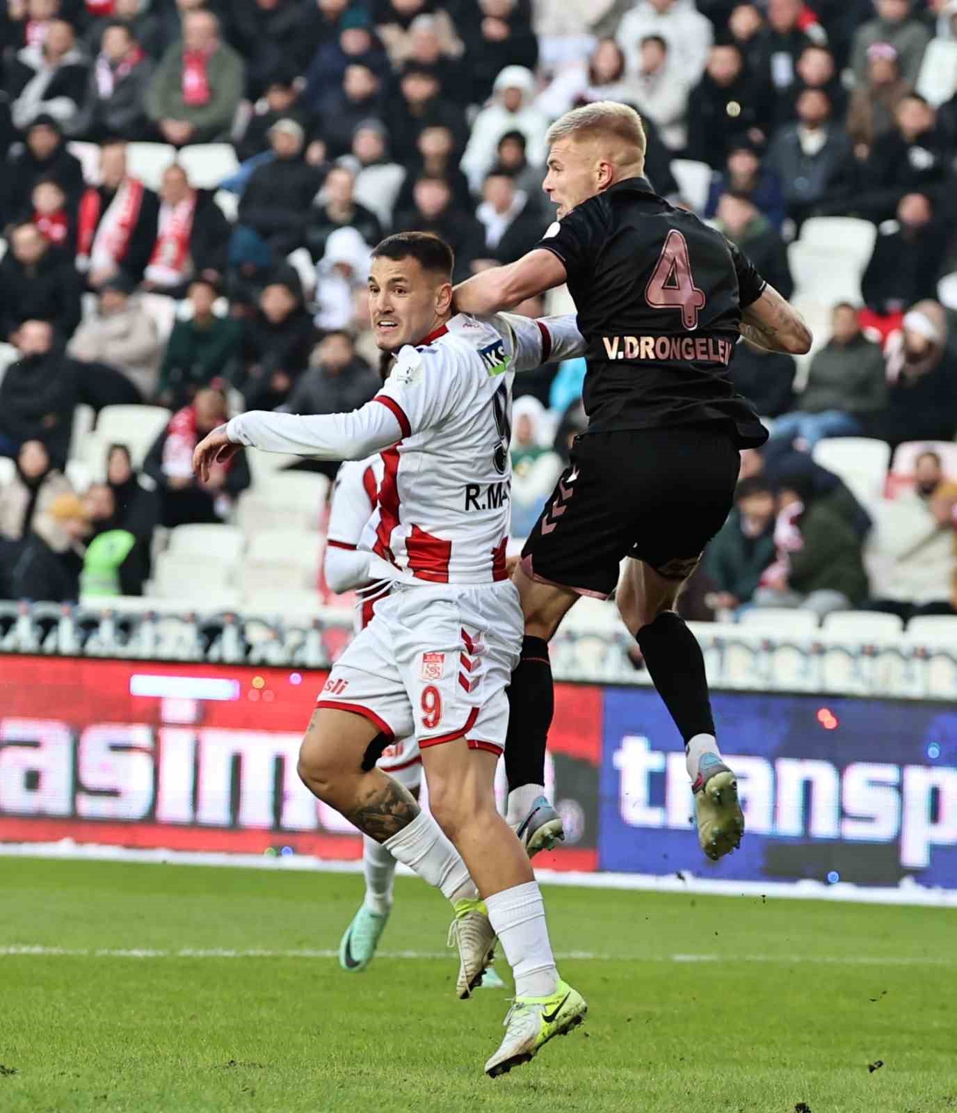 Trendyol Süper Lig: Sivasspor: 0 - Samsunspor: 0 (Maç sonucu)
