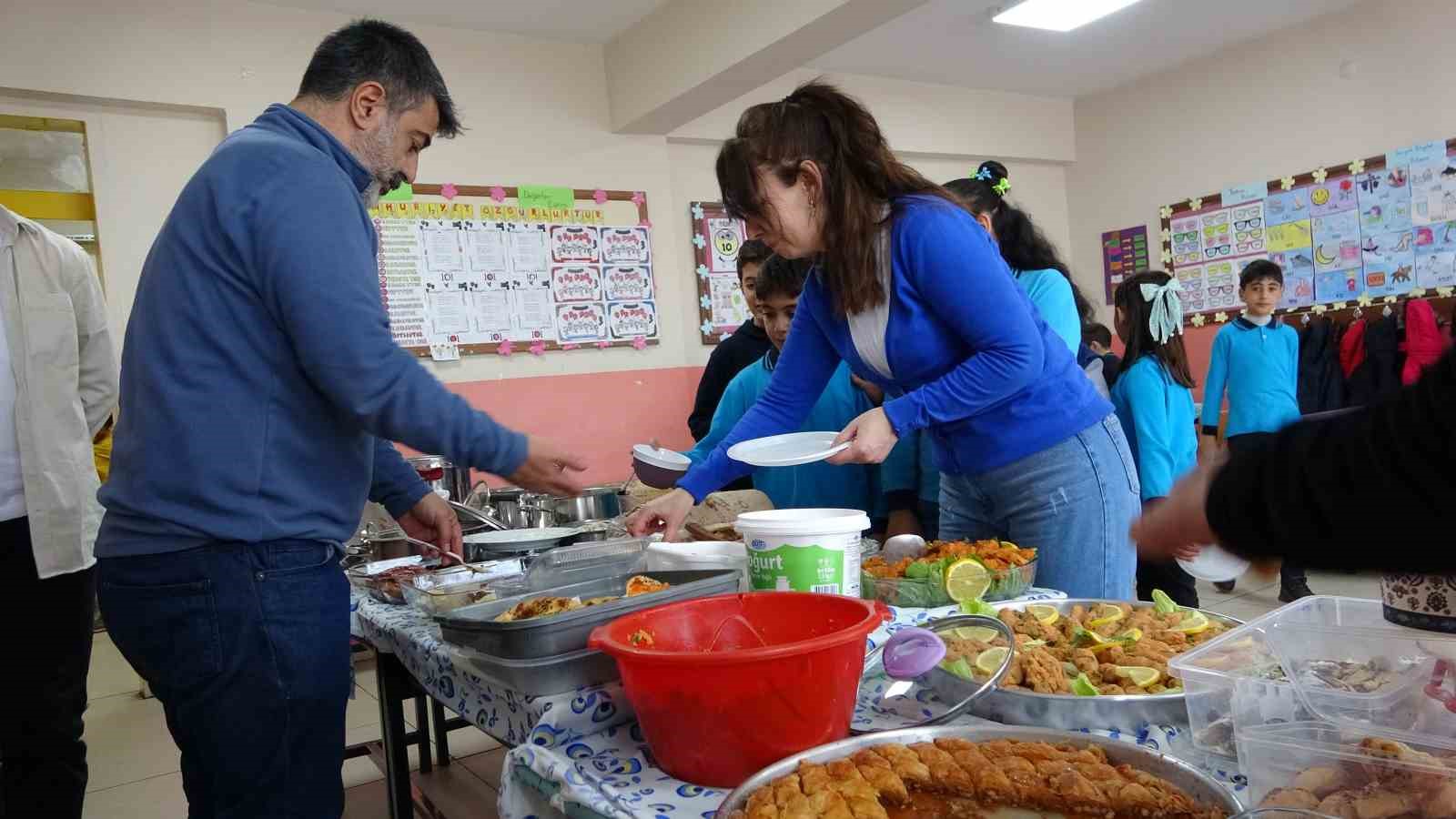 Van’da "Yerli Malı Haftası" coşkusu
