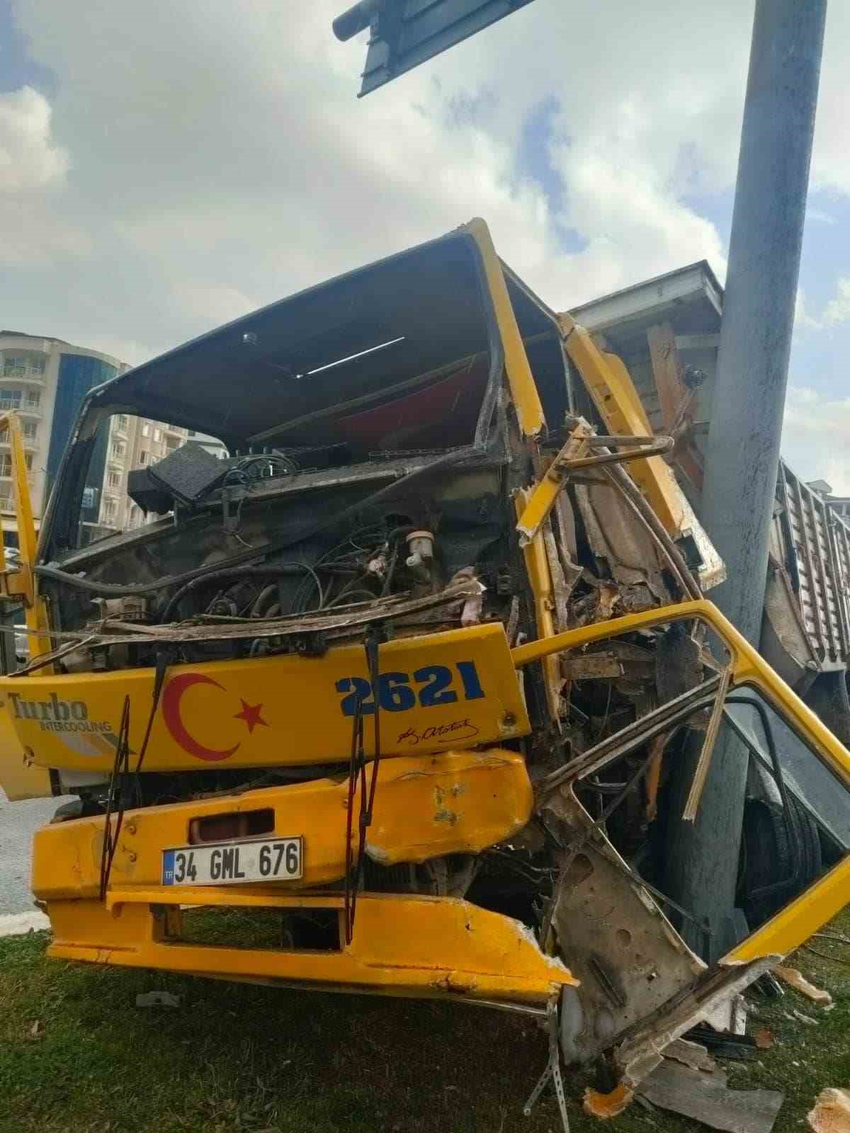 Edremit Otogar Kavşağı&rsquo;nda kaza
