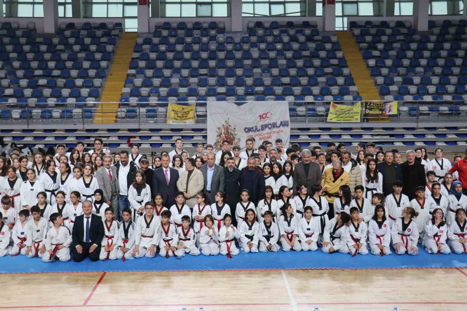 Malatya&rsquo;da siyah kuşak heyecanı
