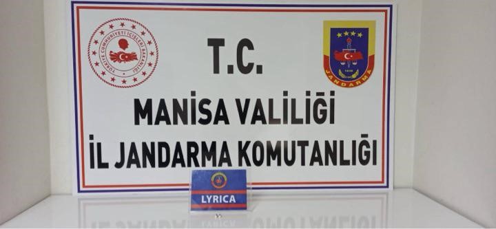 Salihli jandarması torbacılara ge&ccedil;it vermiyor
