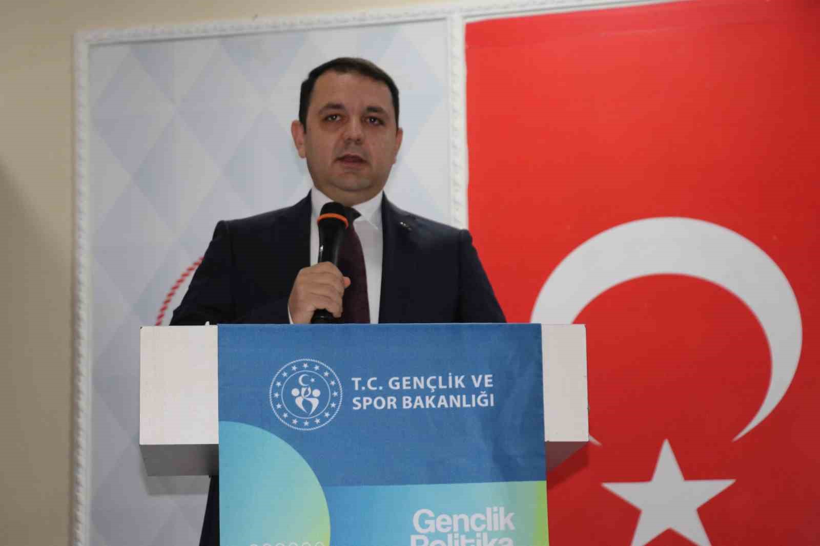Vanlı gen&ccedil;lerden &ccedil;alıştaya rekor başvuru
