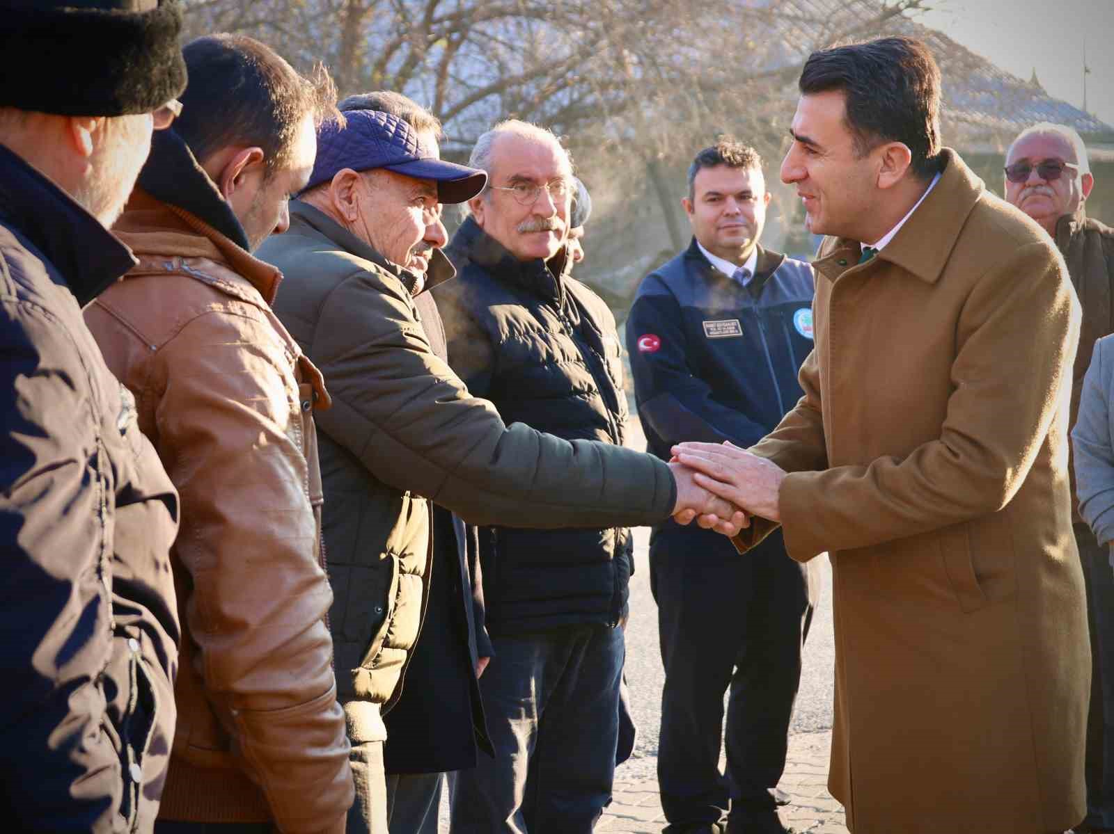 Vali Ayg&ouml;l, vatandaşlarla bir araya geldi
