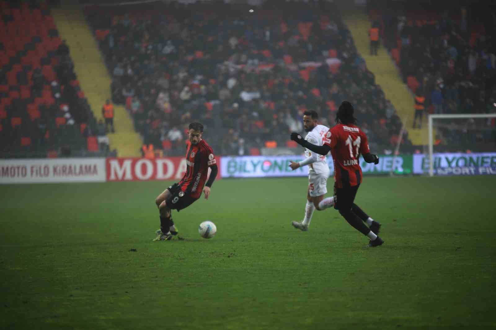 Trendyol S&uuml;per Lig: Gaziantep FK: 2 - Antalyaspor: 0 (Ma&ccedil; sonucu)
