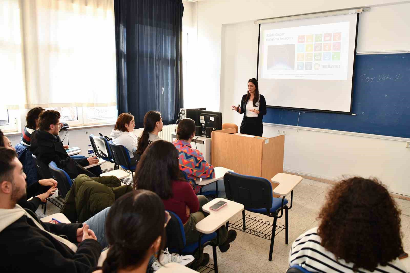 Gençlere sürdürülebilir kalkınma amaçları anlatıldı