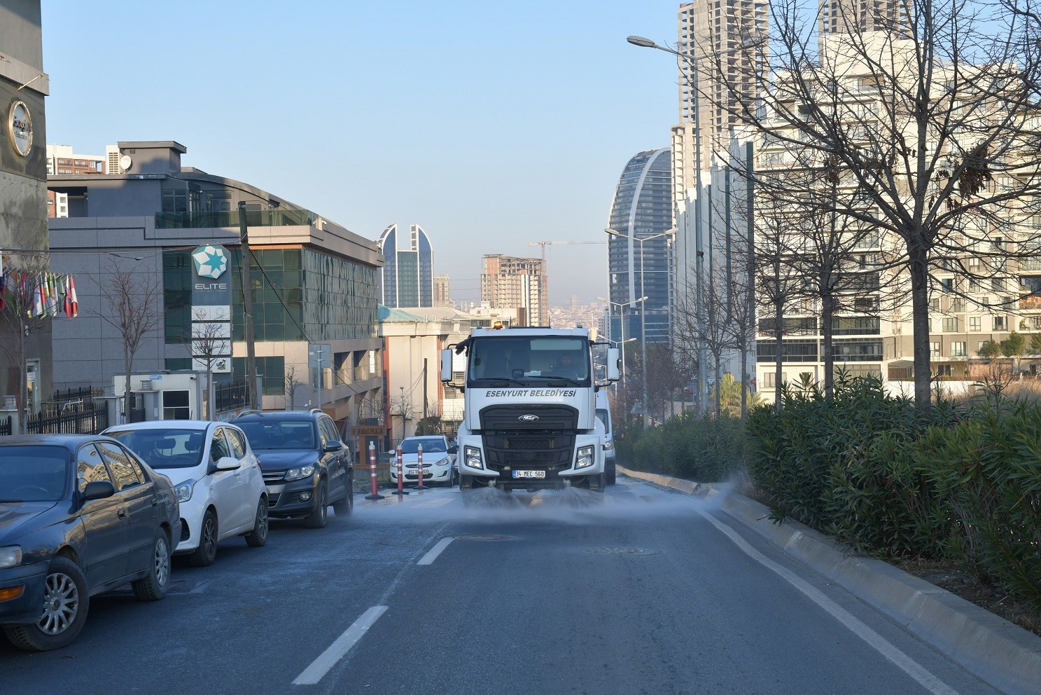 Herkes uyurken onlar kenti güne hazırlıyor