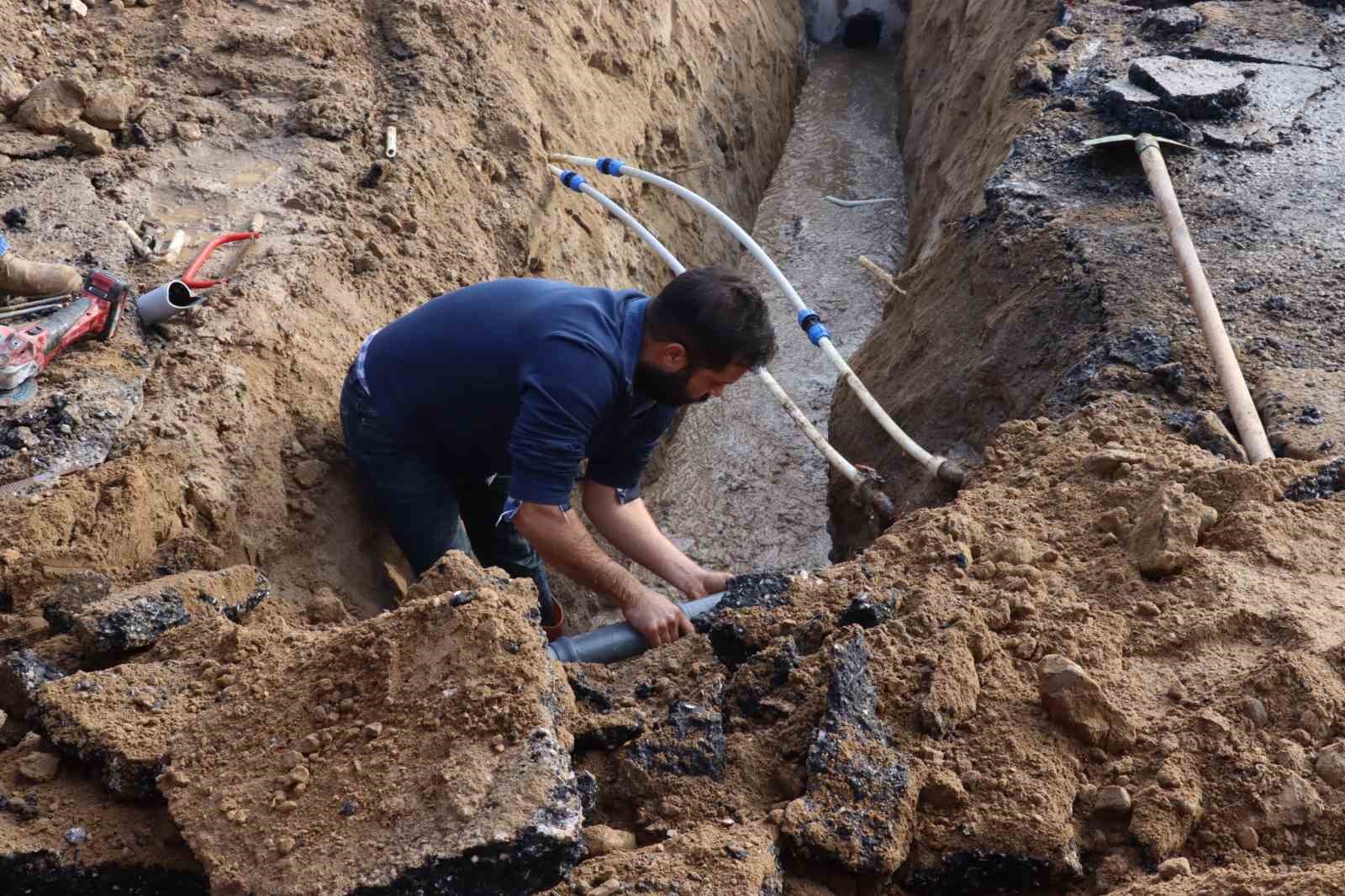 Nazilli’de yağmurlama hattı çalışmaları sürüyor
