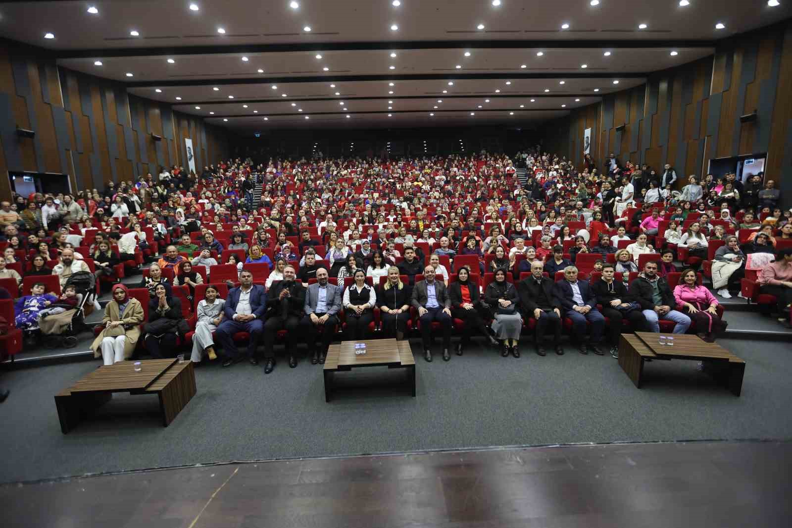 Merkezefendi Belediyesinin 7. Girişimci Kadınlar ve El Emeği Festivali sona erdi
