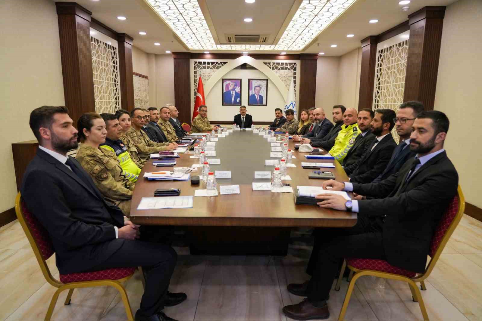 Hakkari’de son 1 haftada aranan 291 kişi yakalandı