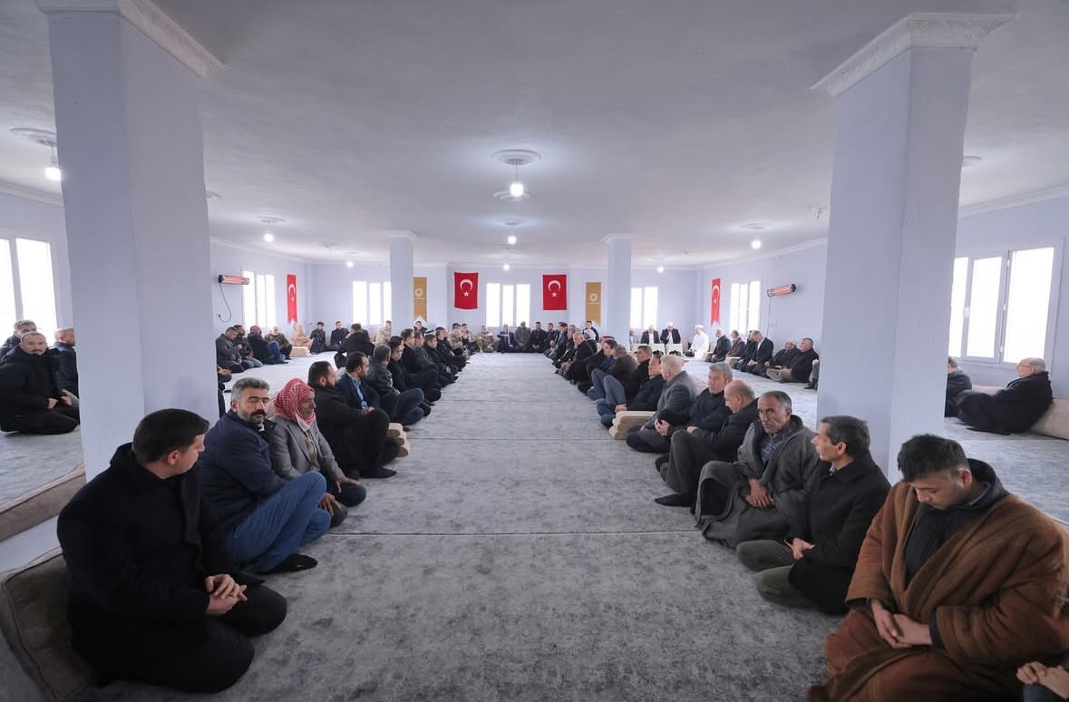 Şehit Cebrail D&uuml;ndar şehadetinin 1. sene-i devriyesinde kabri başında anıldı
