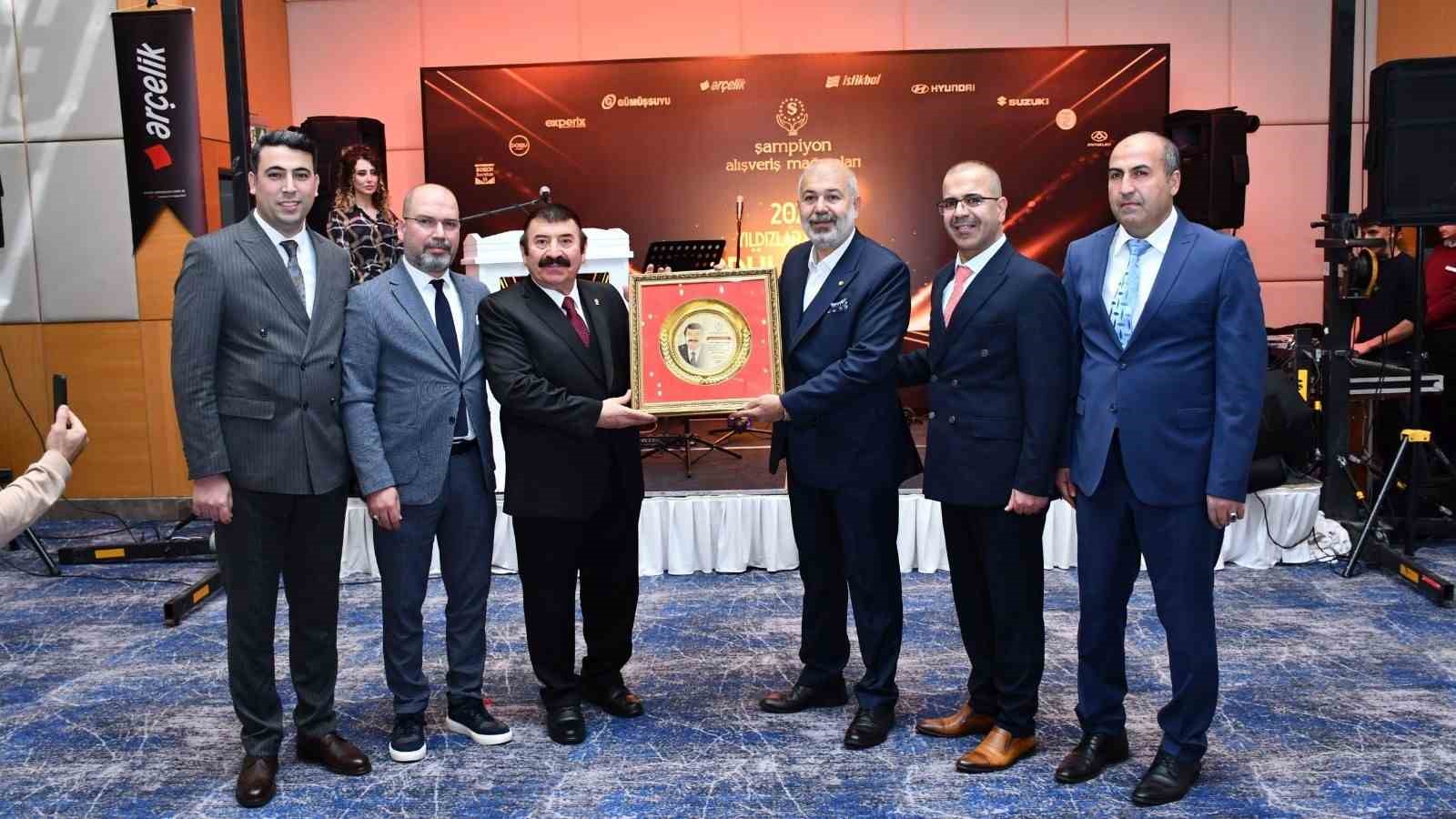 Şampiyon A.Ş. 44. kuruluş yıld&ouml;n&uuml;m&uuml;n&uuml; kutladı
