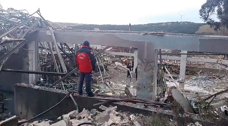 Vali Ustaoğlu: "Patlama teknik nedenden kaynaklanıyor"
