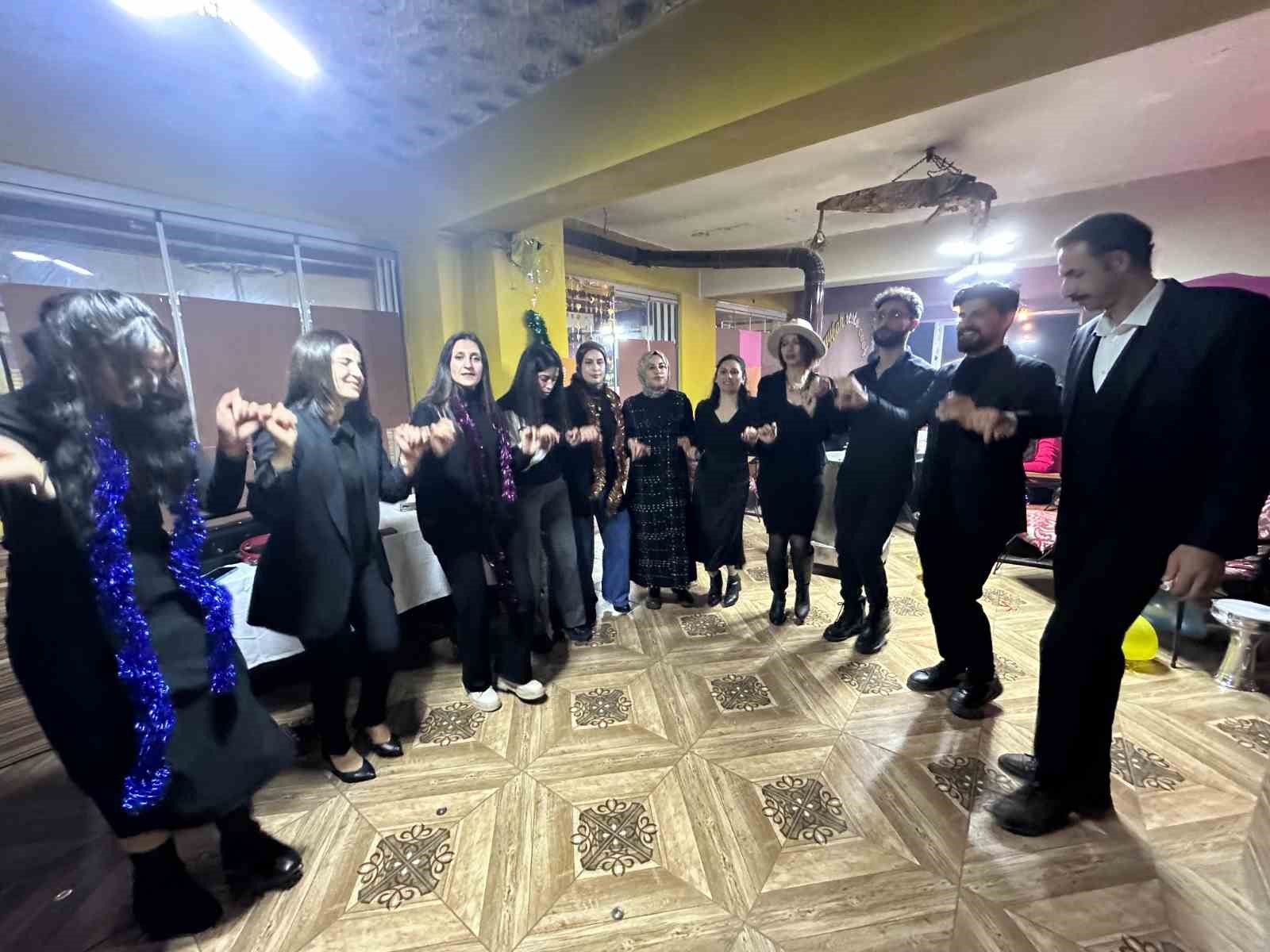 Muradiye&rsquo;de &lsquo;D&uuml;nya G&ouml;n&uuml;ll&uuml;ler G&uuml;n&uuml;&rsquo; kutlandı
