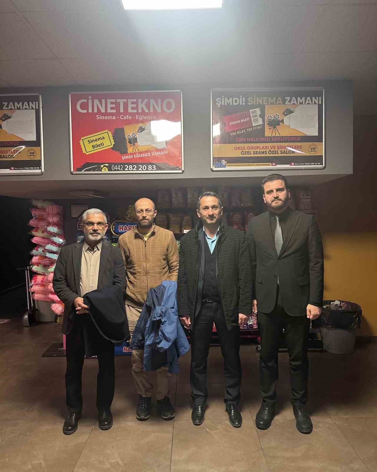 “Hep Otuz Üç Yaşında” Erzurum’da izleyici ile buluştu
