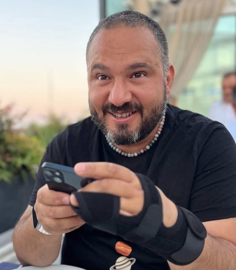 Büyükçekmece’de apartman otoparkında bir kişi vurulmuş halde bulundu