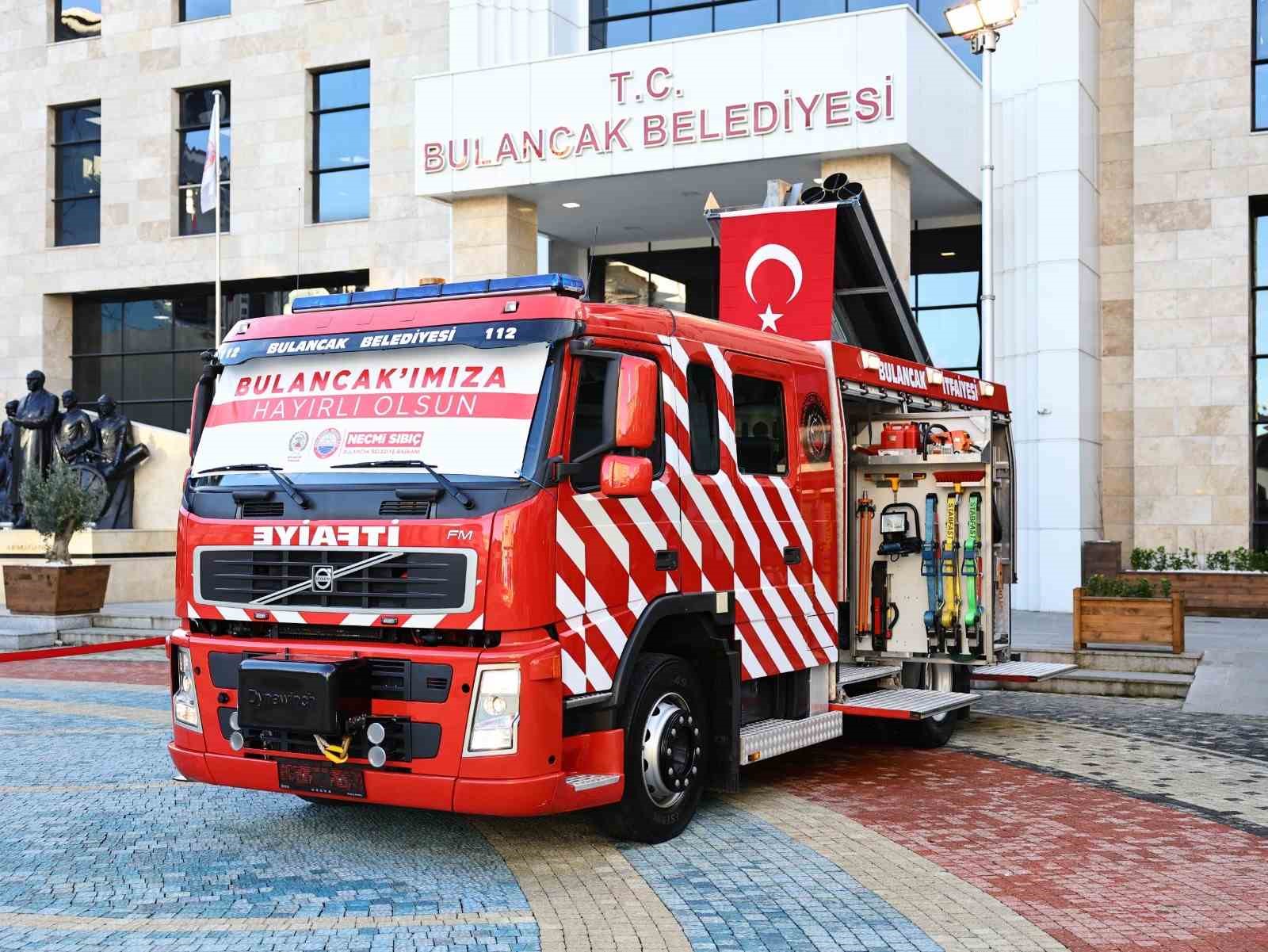 Bulancak Belediyesi itfaiye filosunu g&uuml;&ccedil;lendiriyor
