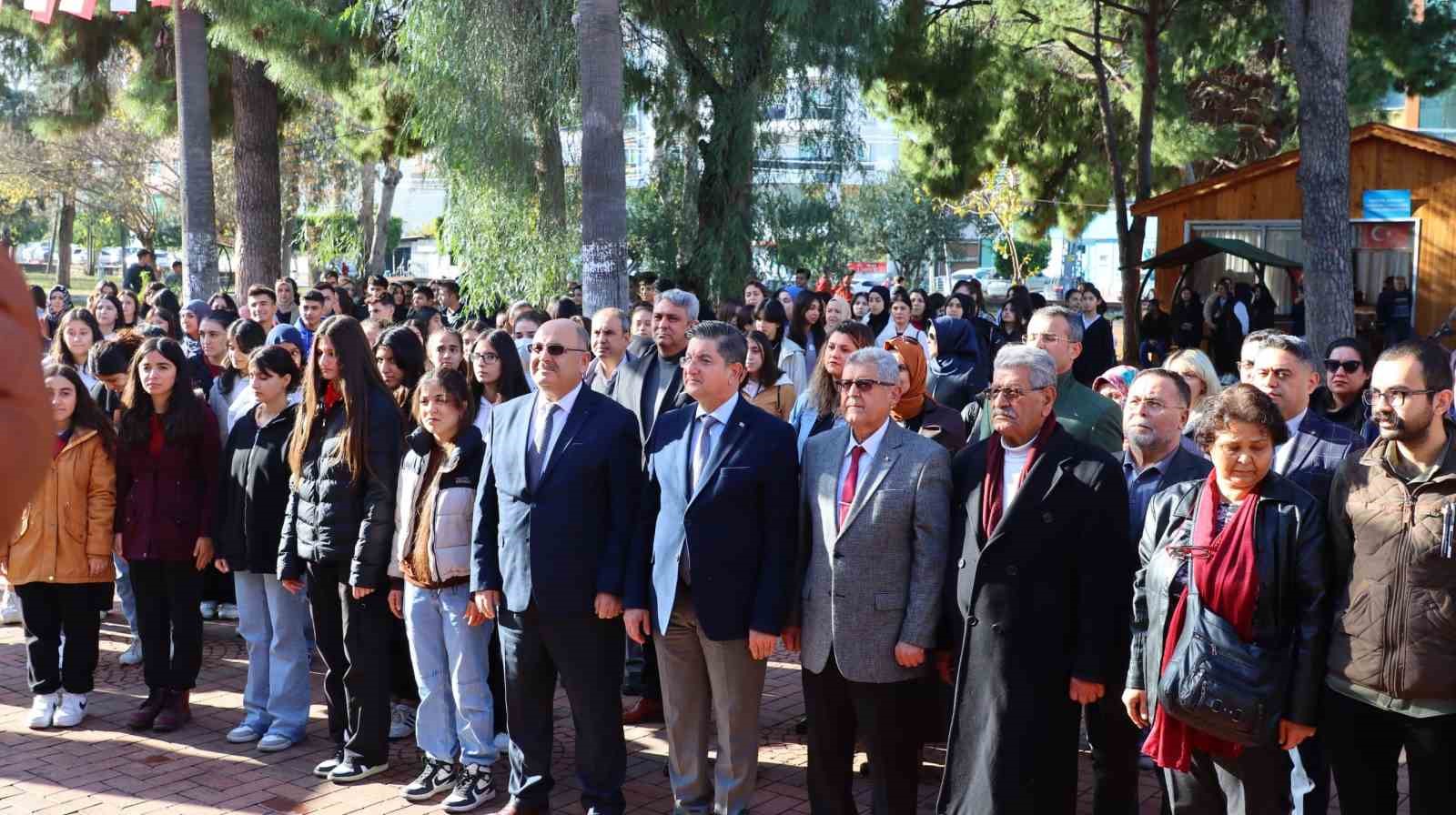 Dörtyol’da kitap fuarı açıldı
