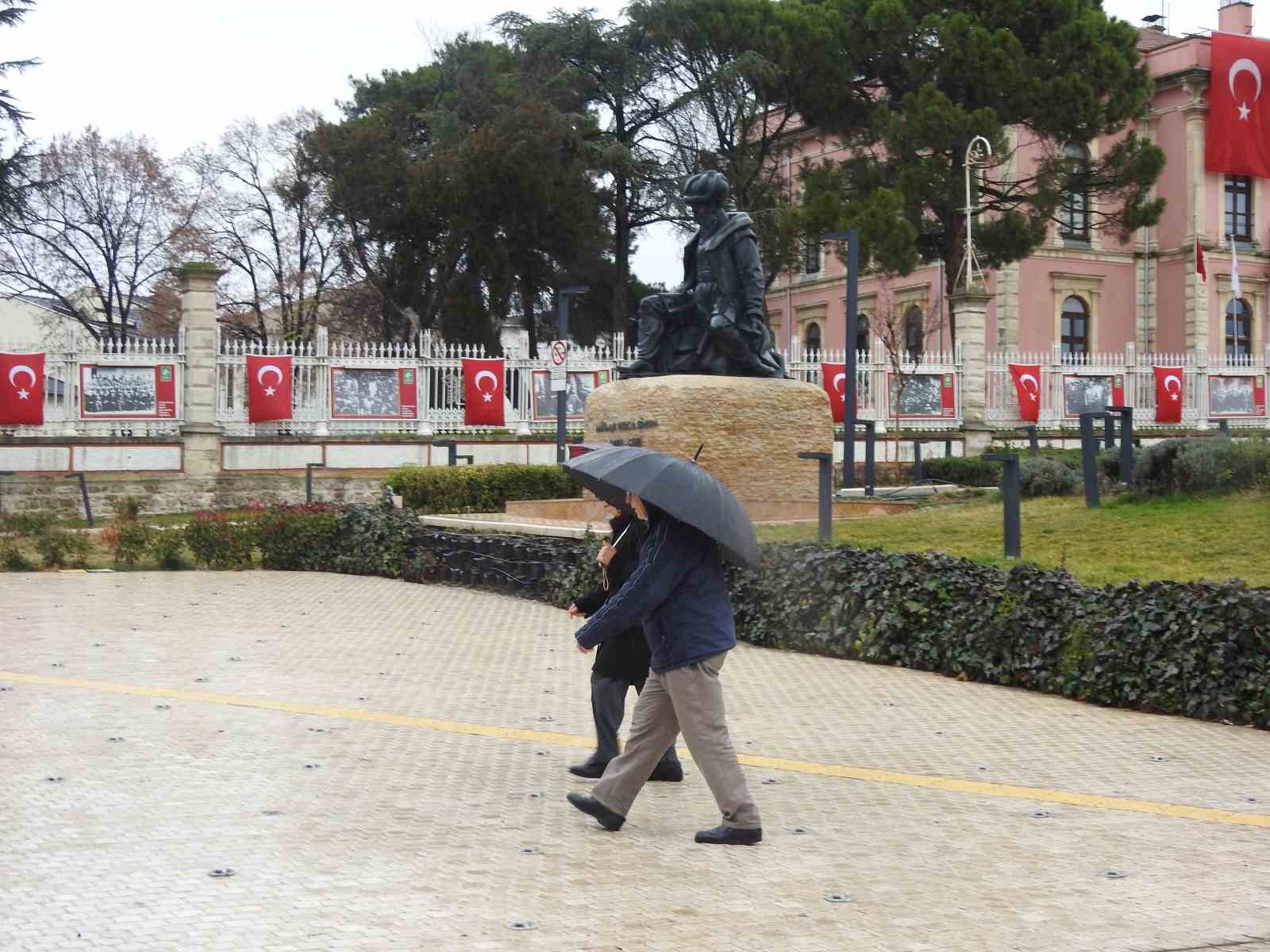 Edirne’de sağanak etkili oldu
