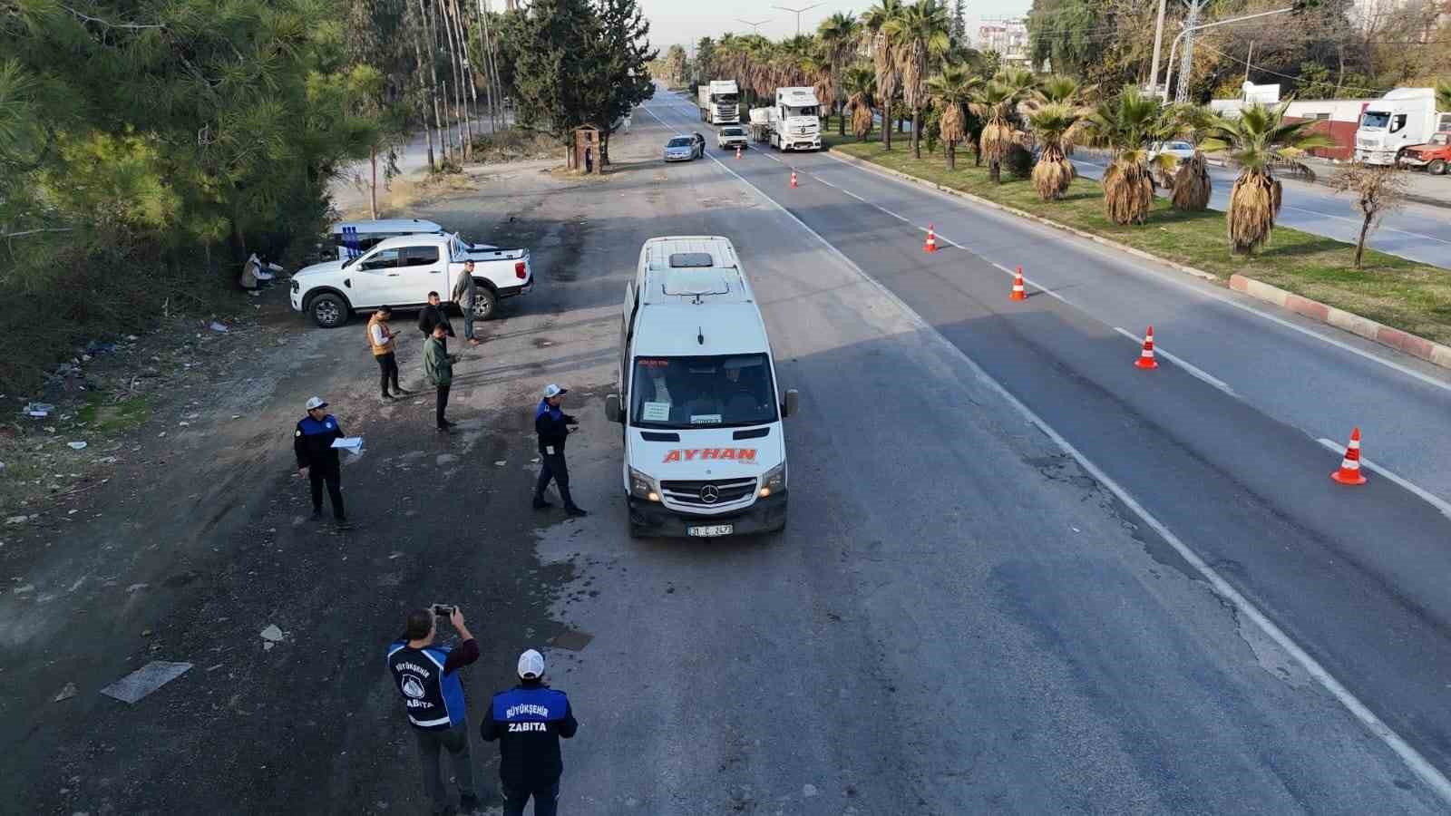 Hatay&rsquo;da toplu ulaşım ara&ccedil;larında sıkı denetim
