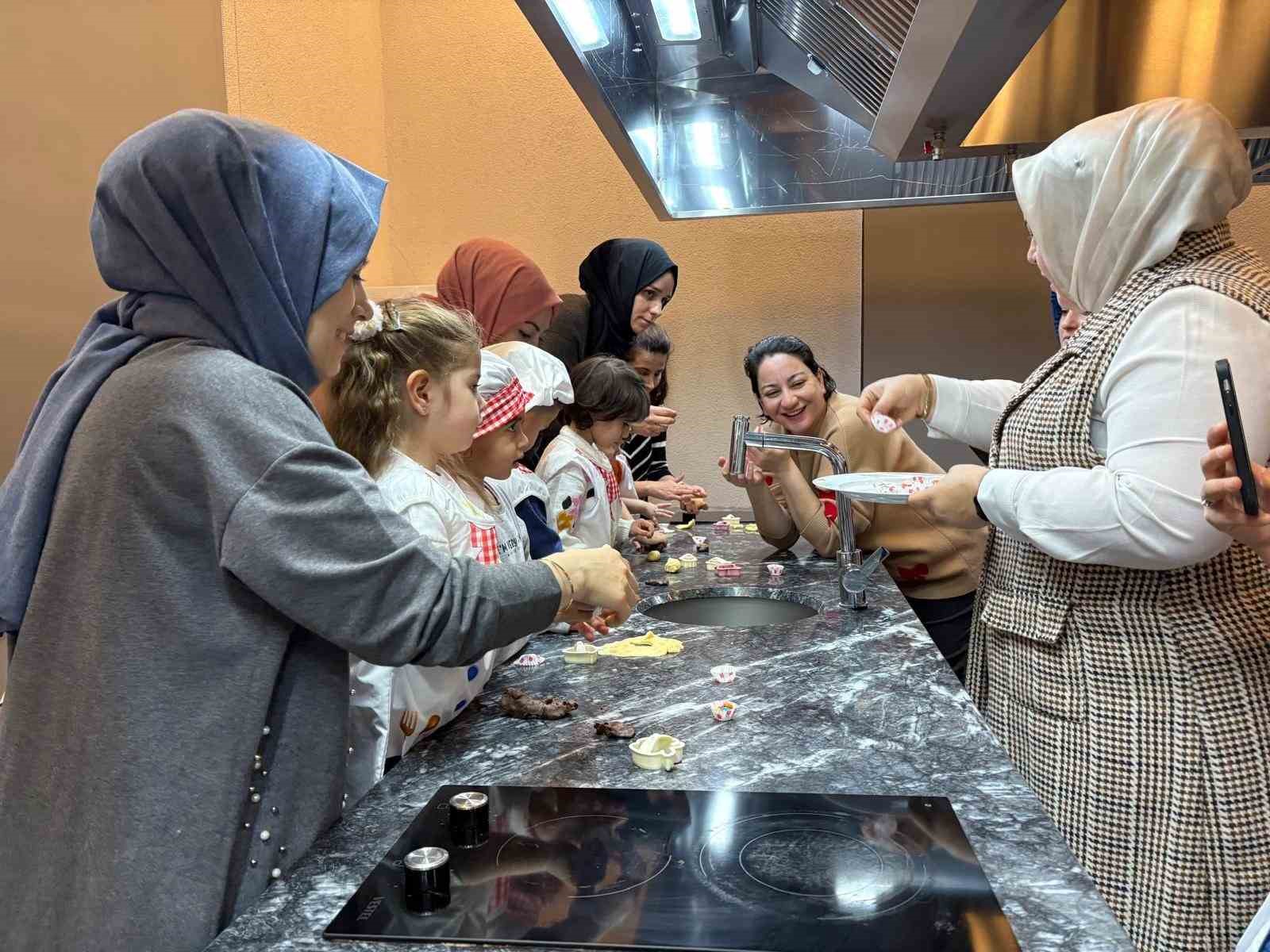 Bebek kütüphanesi miniklerinden lezzetli kurabiyeler
