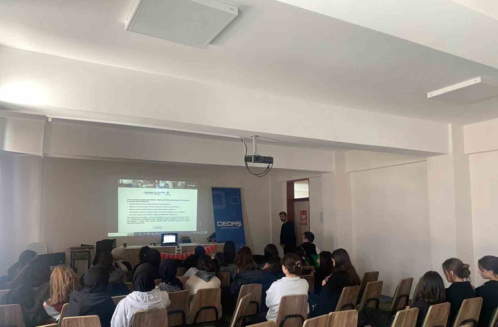 Enerjimiz Eşit Meslek Liseleri Projesi’nin kapanış toplantısı yapıldı 