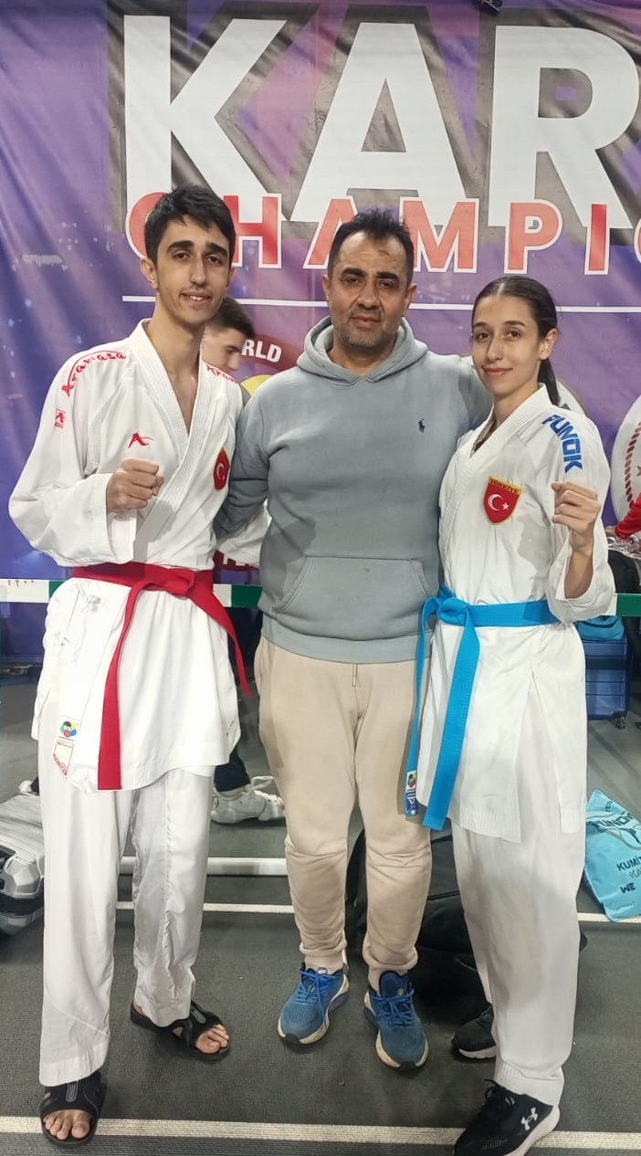 Milli babanın milli &ccedil;ocukları
