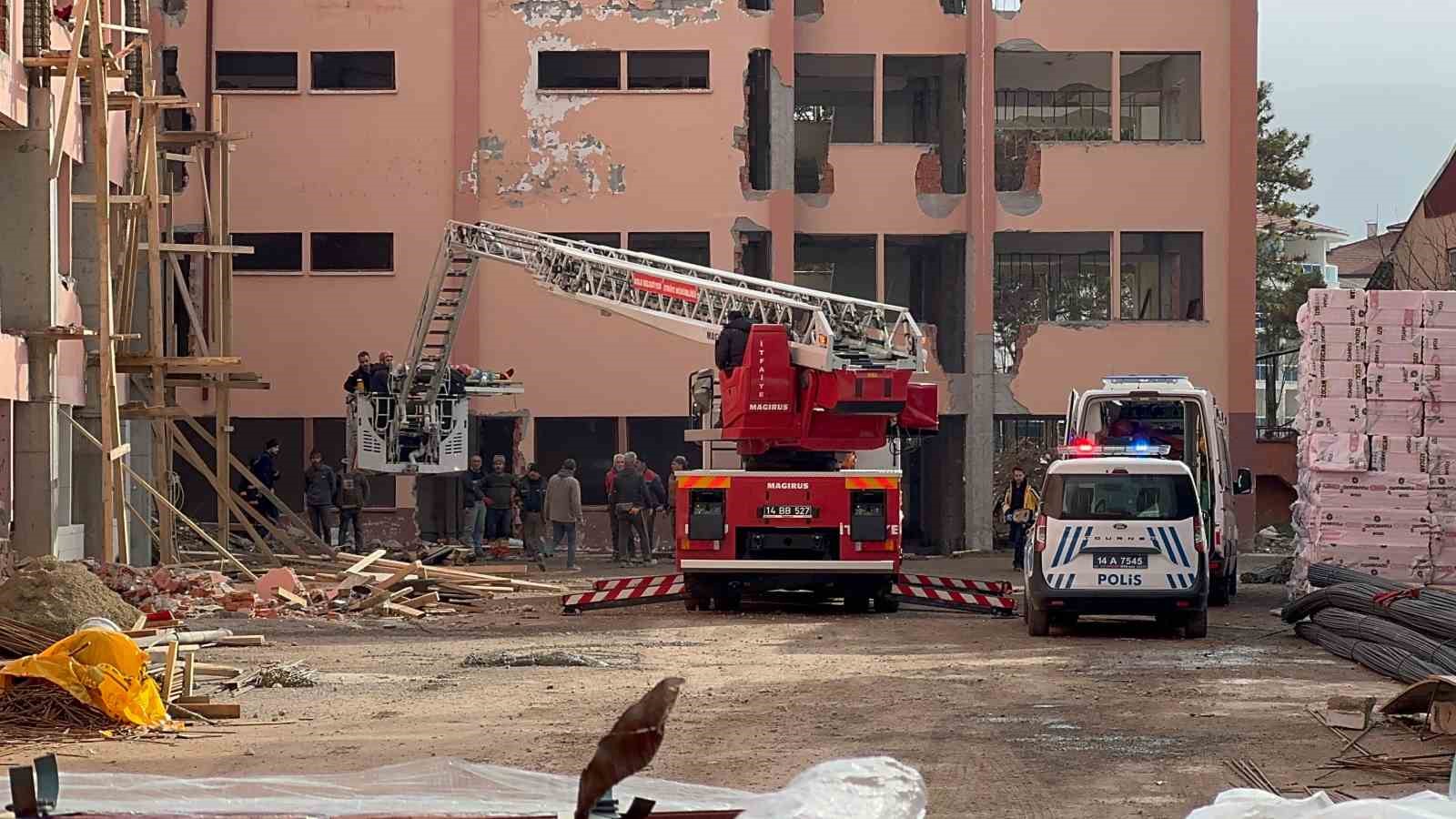 İnşaatın iskelesinden düşen işçi yaralandı
