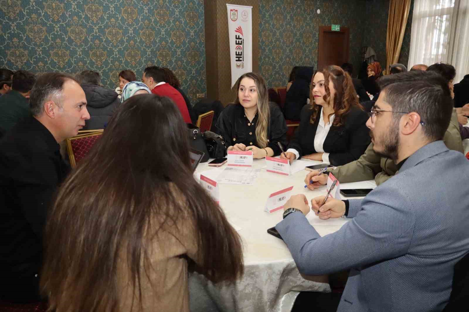 HEDEF projesi gelişim süreci çalıştayda masaya yatırıldı
