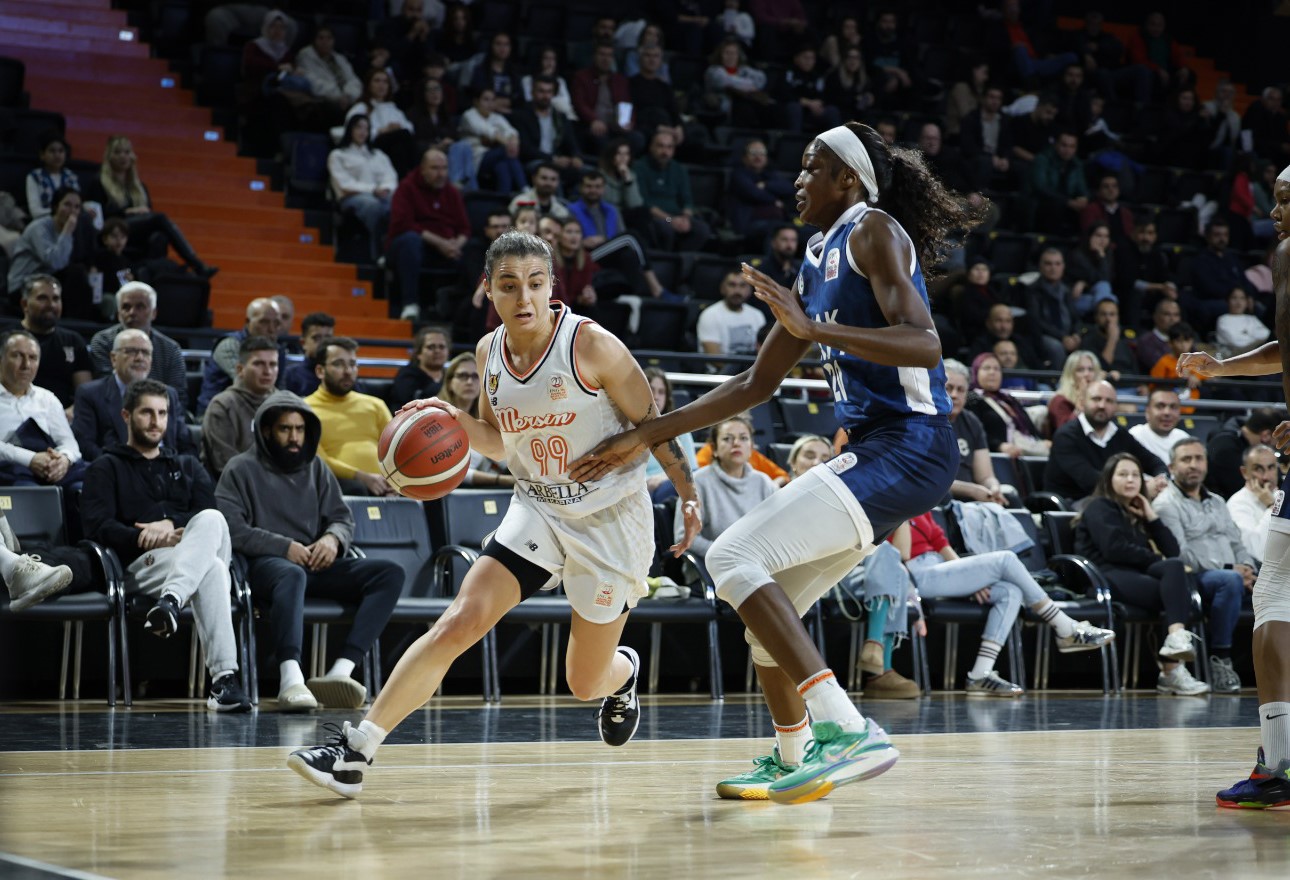 Türkiye Kadınlar Basketbol Ligi: ÇBK Mersin: 83 - Emlak Konut: 82