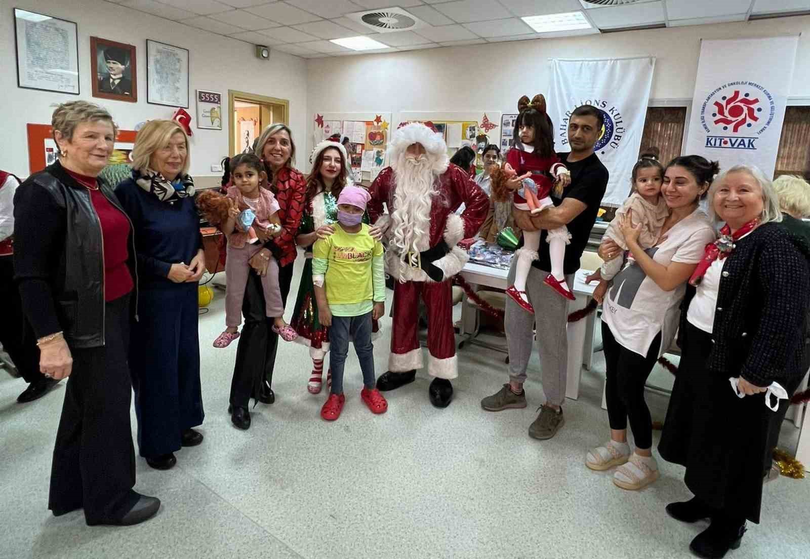 Minik kalpler, yeni yılı umut ve neşe ile karşıladı
