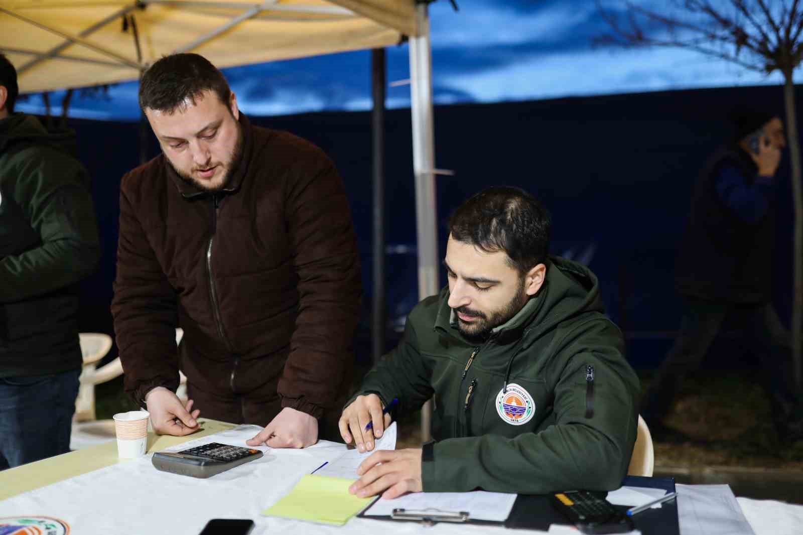 Gemlik Belediyesi’den, zeytin üreticisine 3 milyon liralık destek
