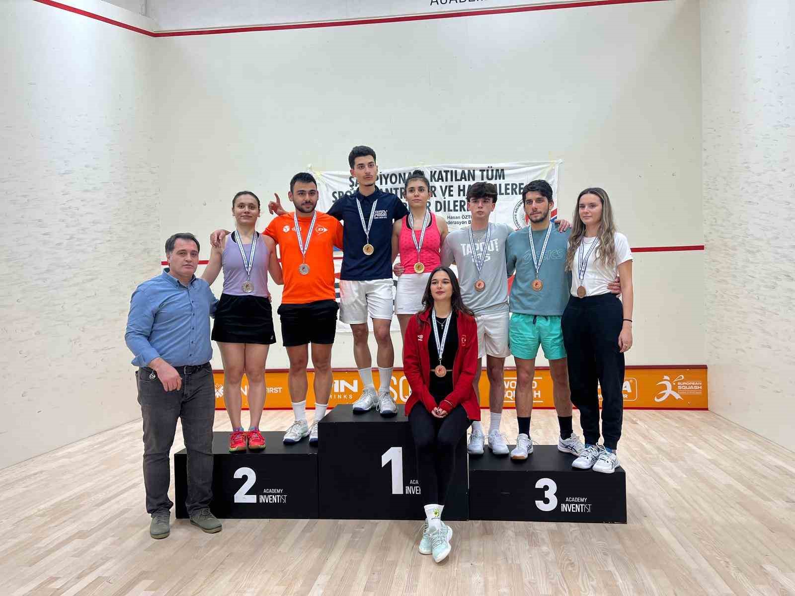 Muratpaşa Belediyesi squash takımı gözünü olimpiyatlara dikti